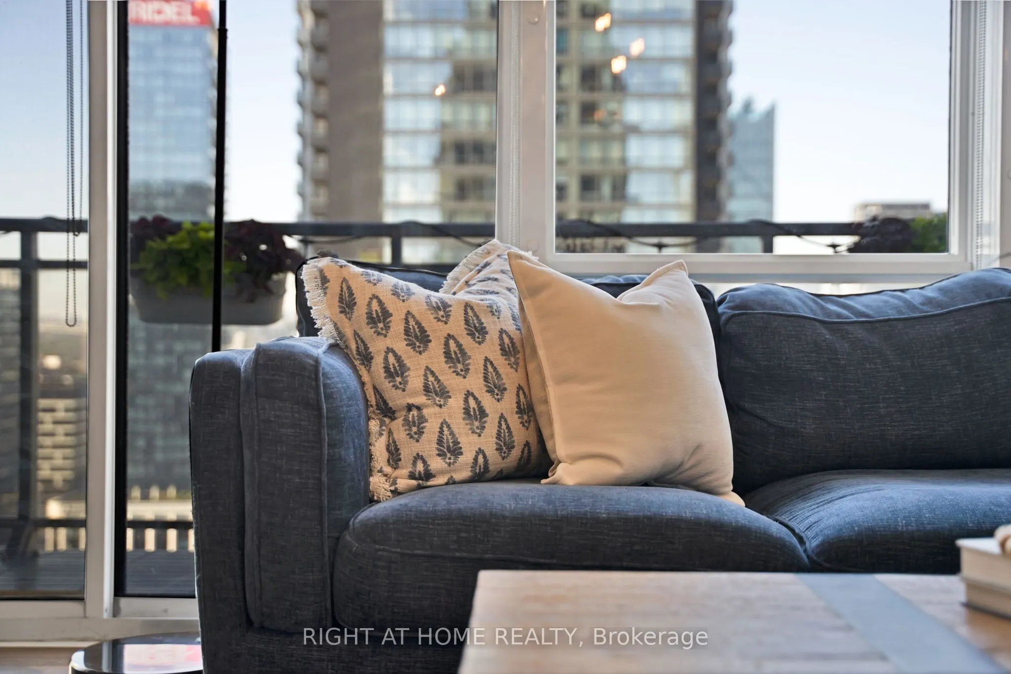 15 Fort York Boulevard, #3205