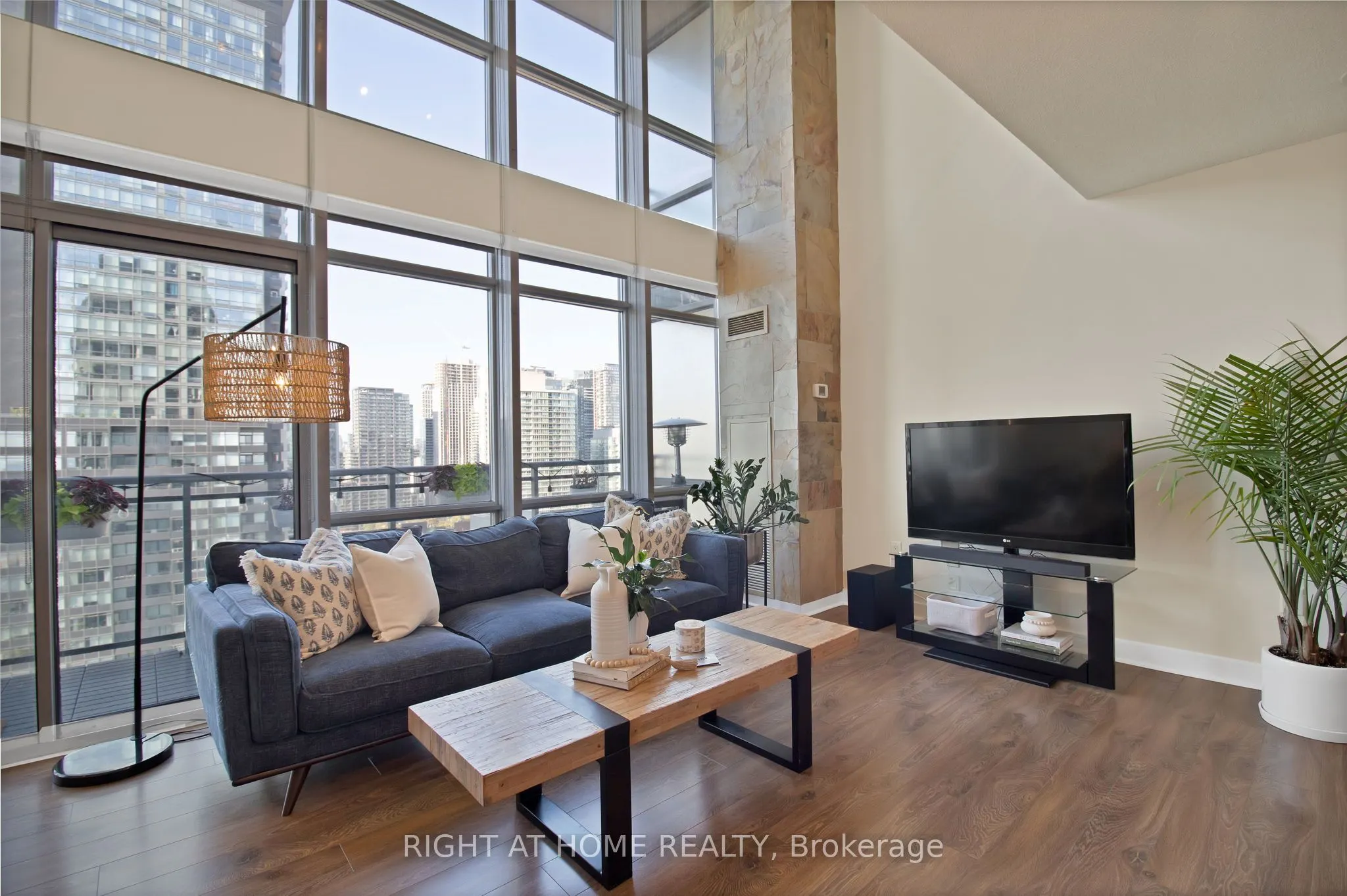 15 Fort York Boulevard, #3205