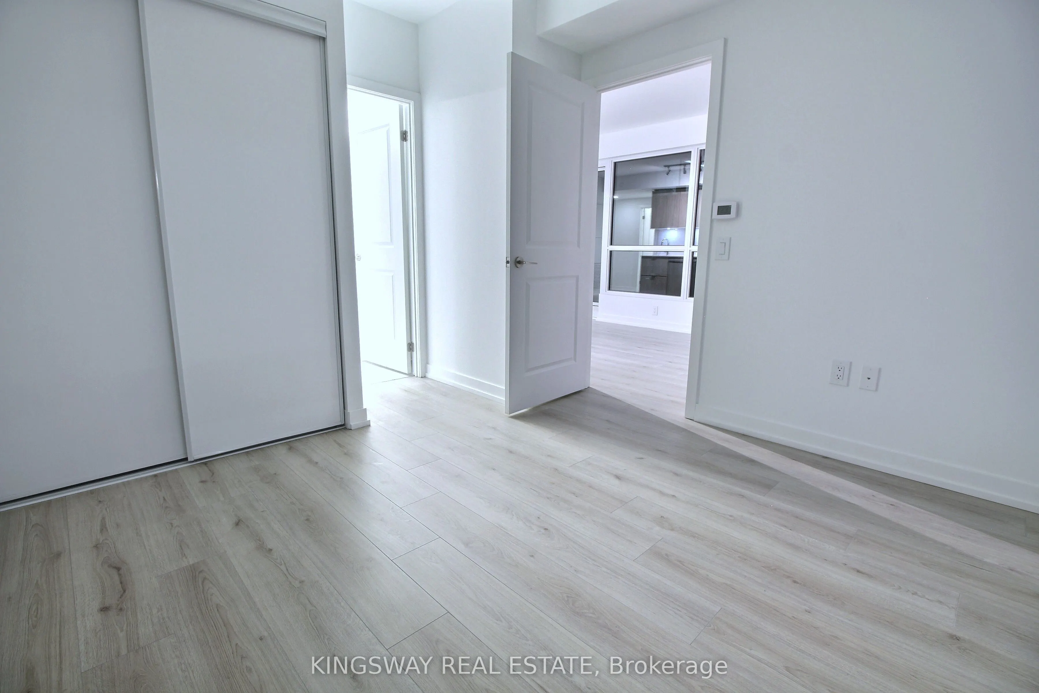 395 Bloor Street E, #1605