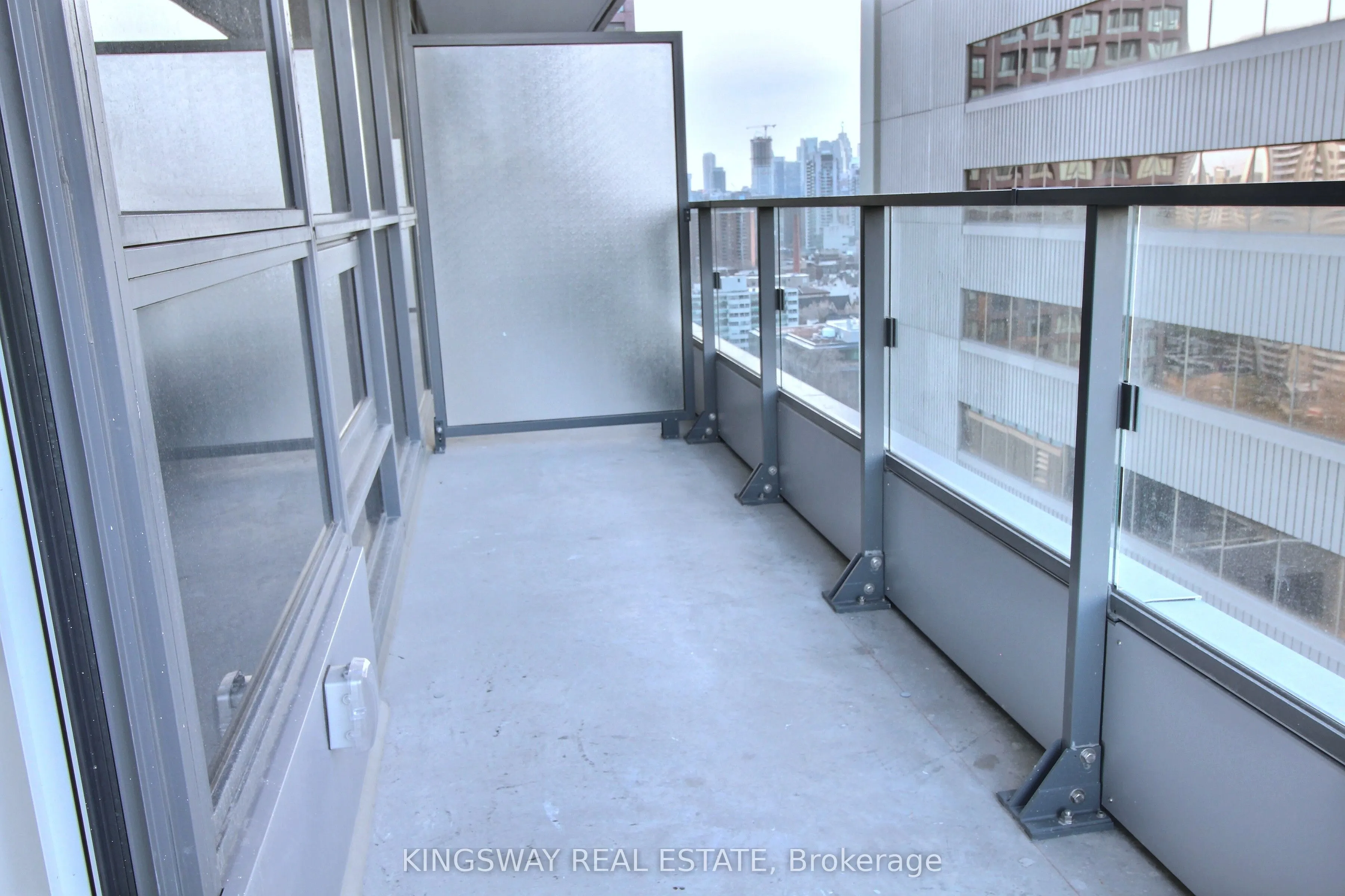 395 Bloor Street E, #1505