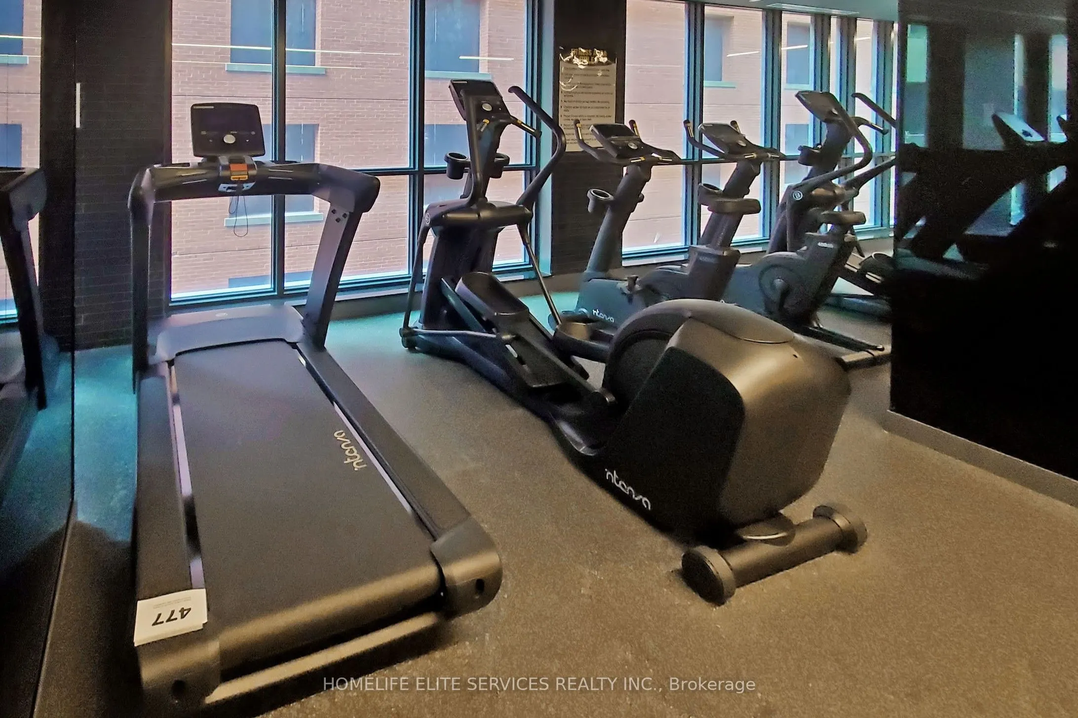 327 King Street W, #2302