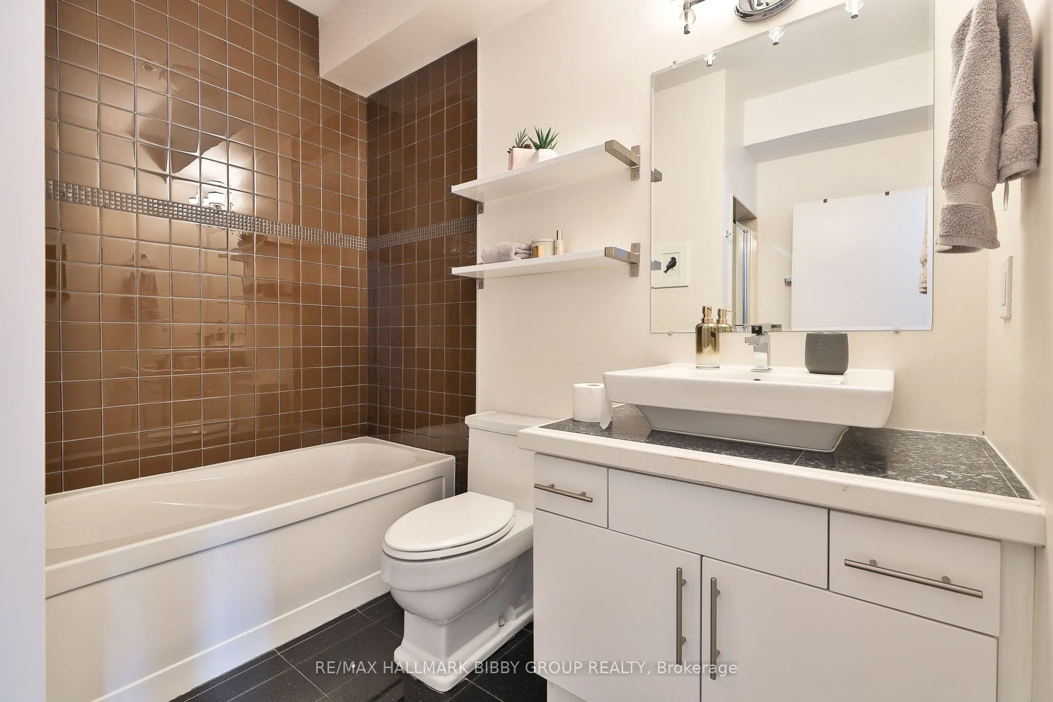 284 Brock Avenue, #20