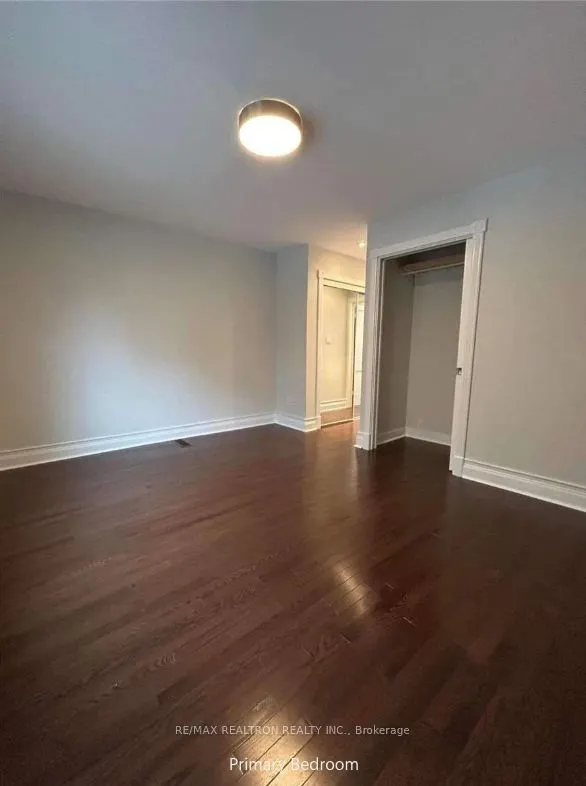 16 Henning Avenue
