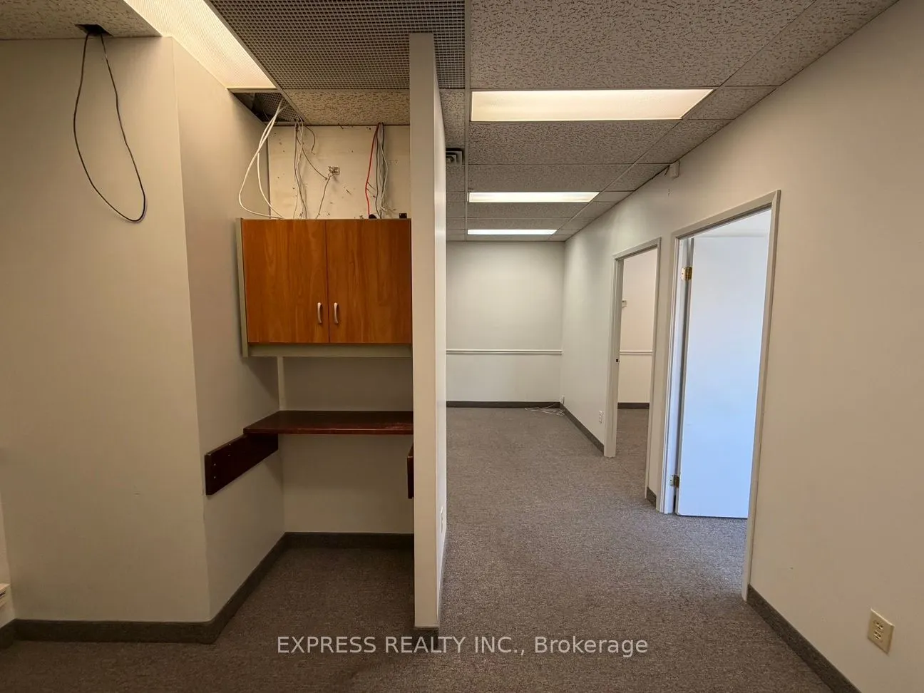 121 Willowdale Avenue, #305