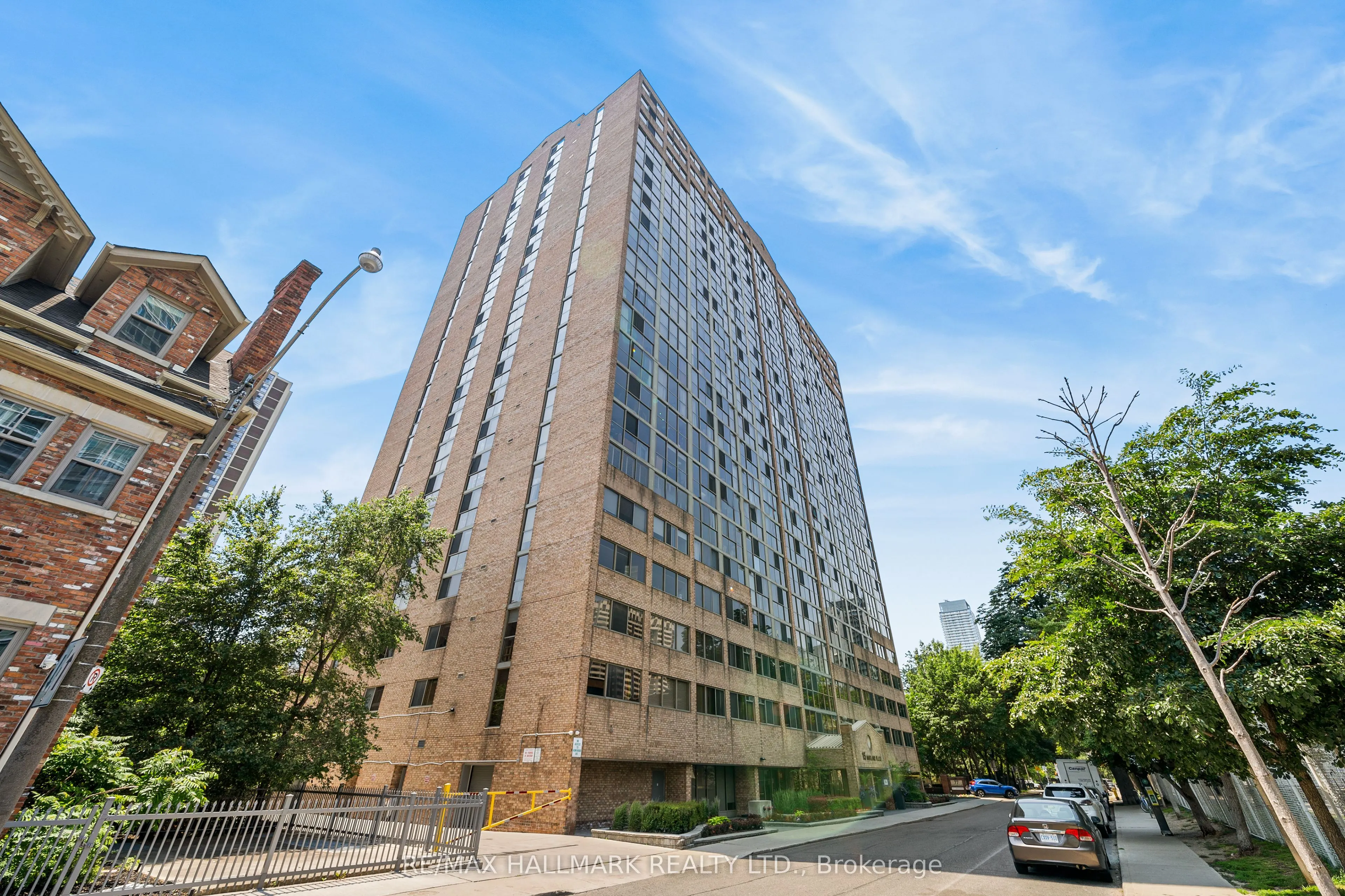 15 Maitland Place, #906