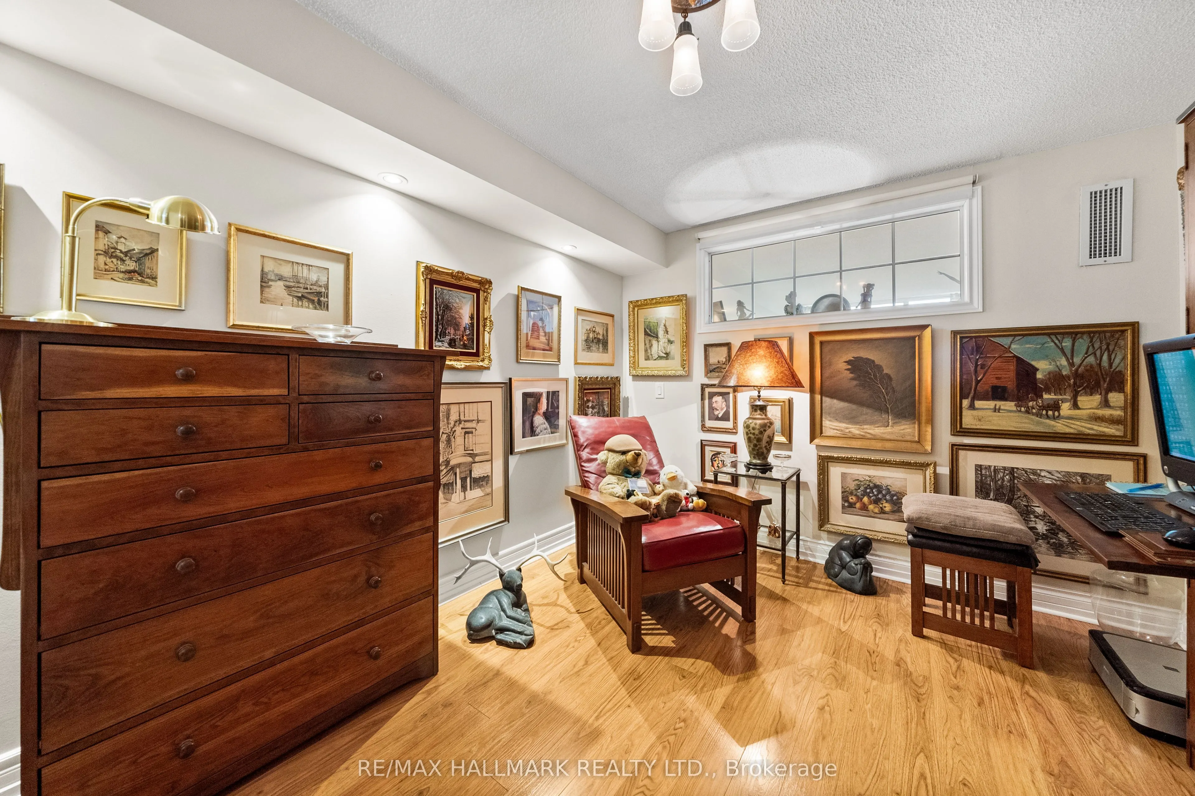15 Maitland Place, #906