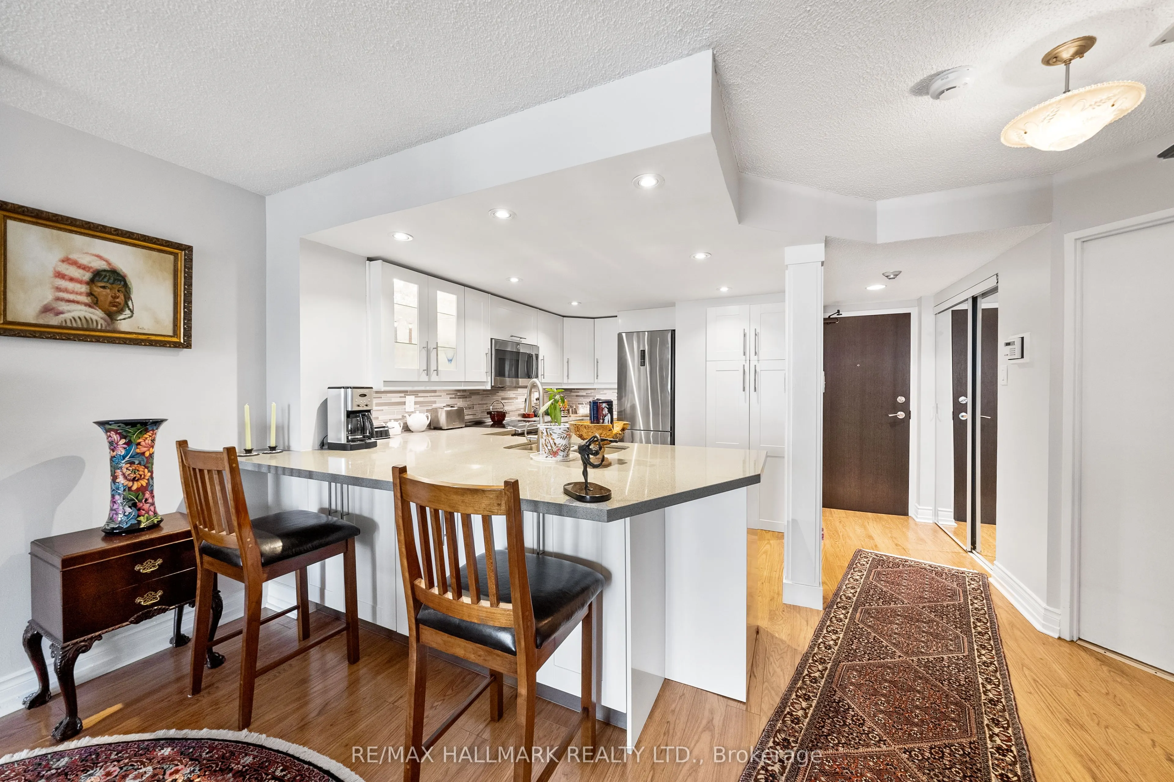 15 Maitland Place, #906