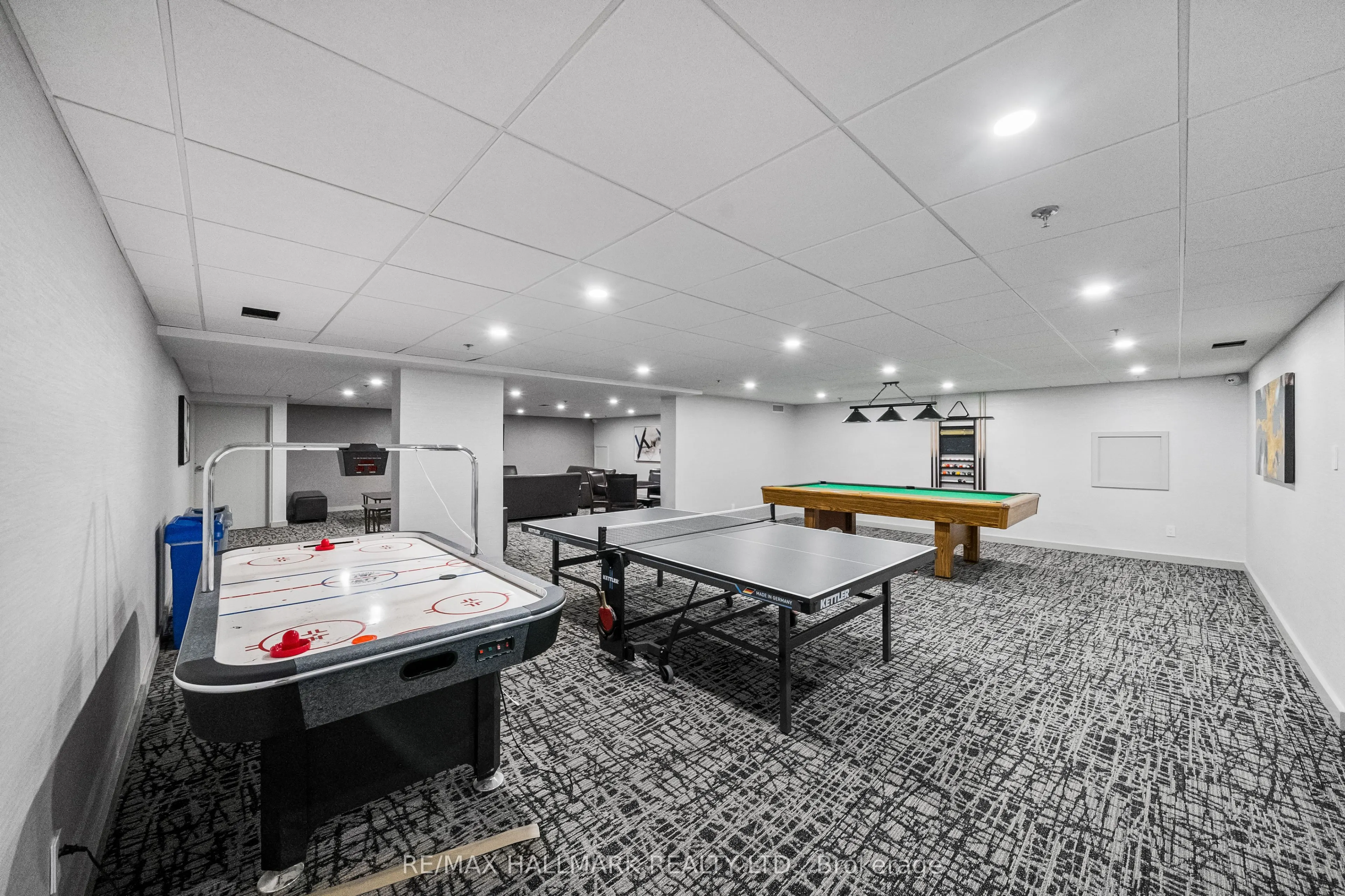15 Maitland Place, #906