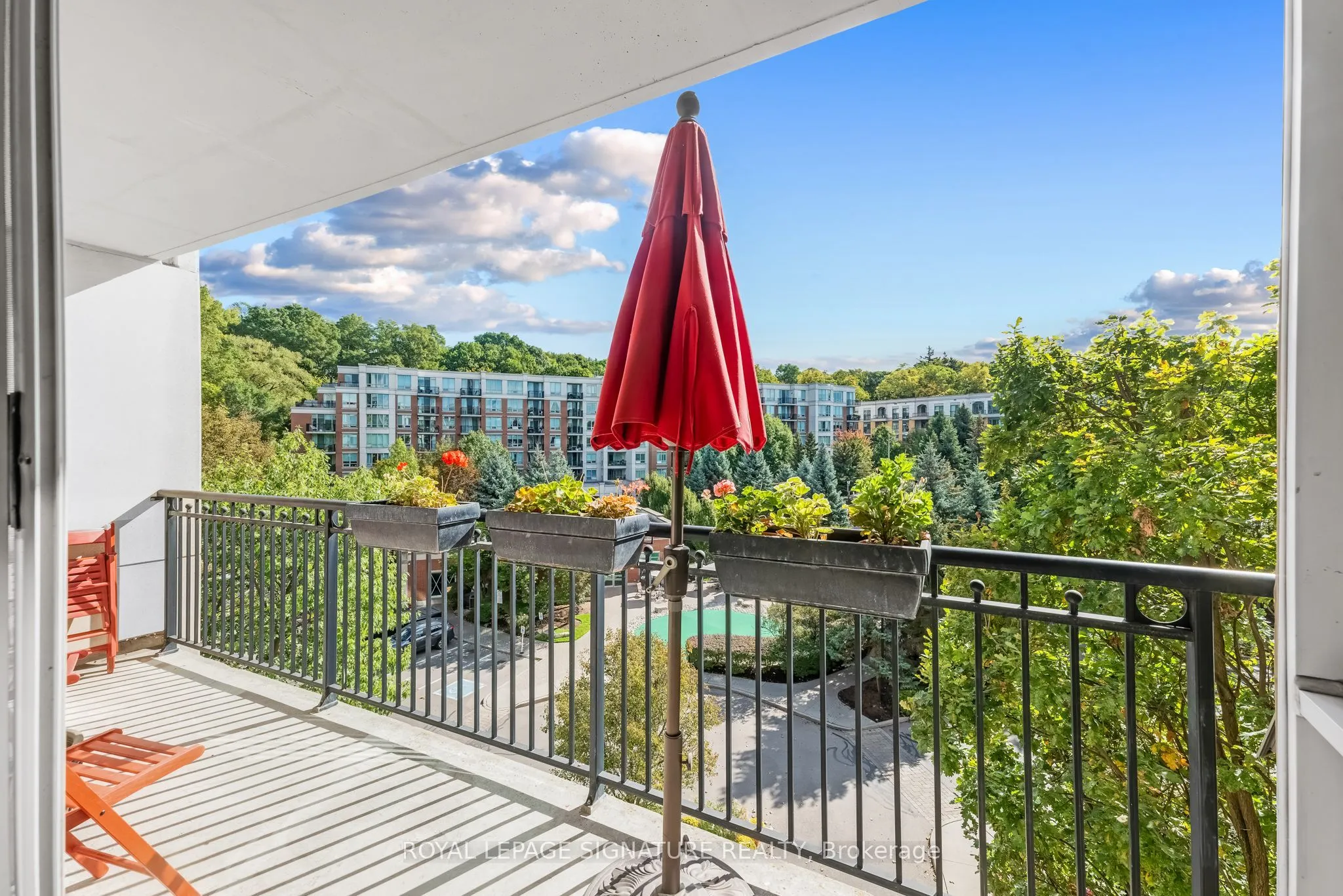 28 William Carson Crescent, #601