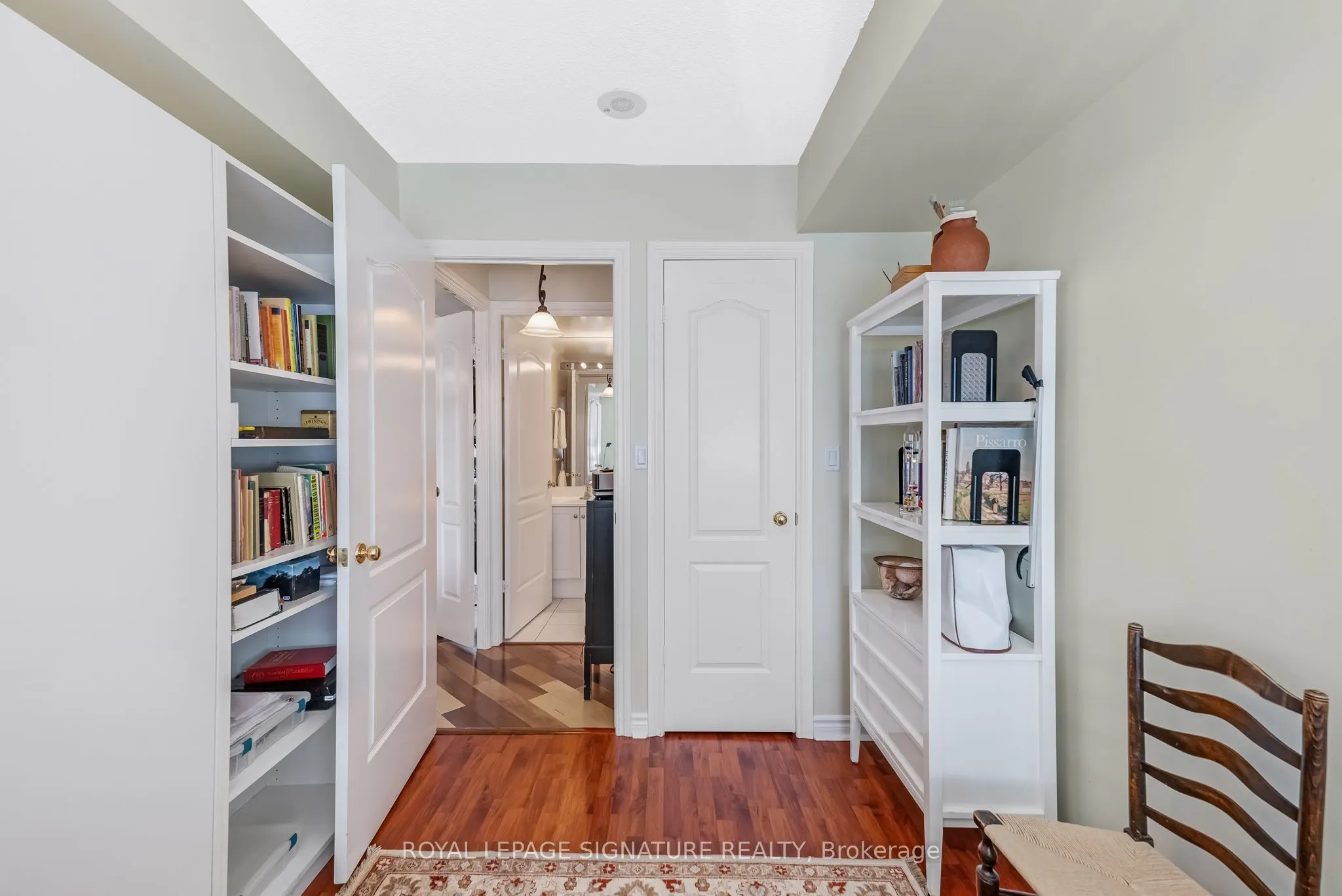 28 William Carson Crescent, #601