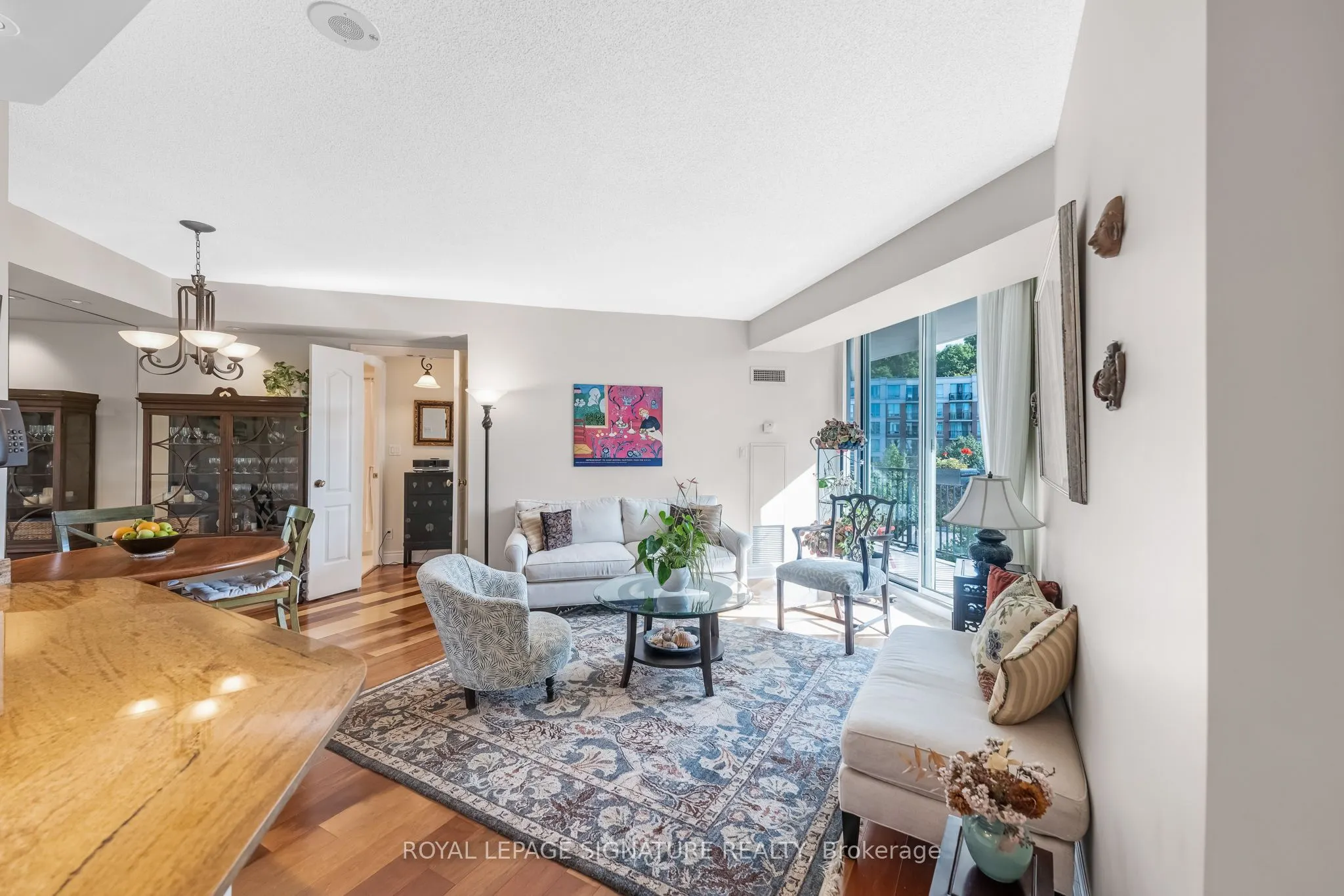 28 William Carson Crescent, #601