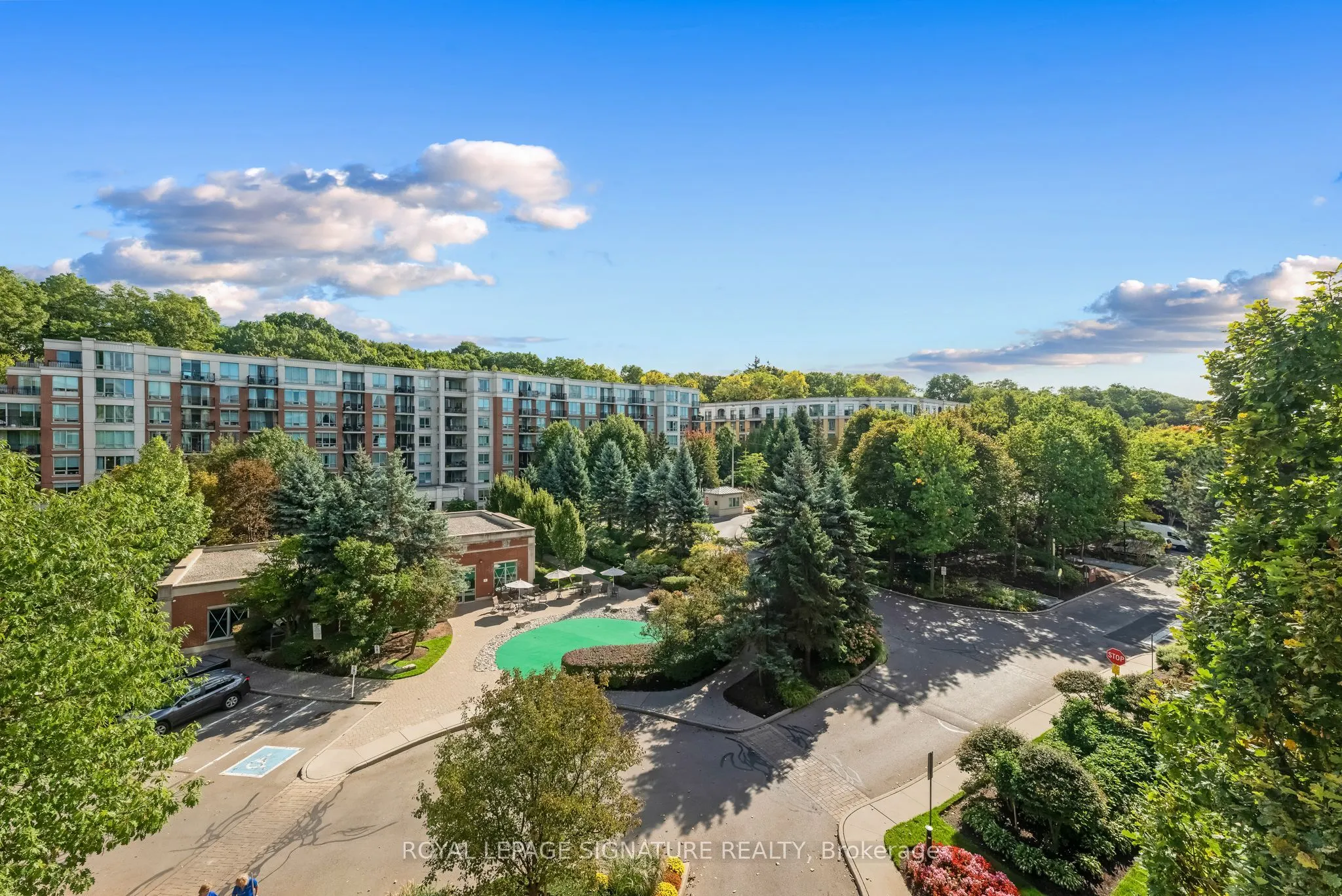 28 William Carson Crescent, #601