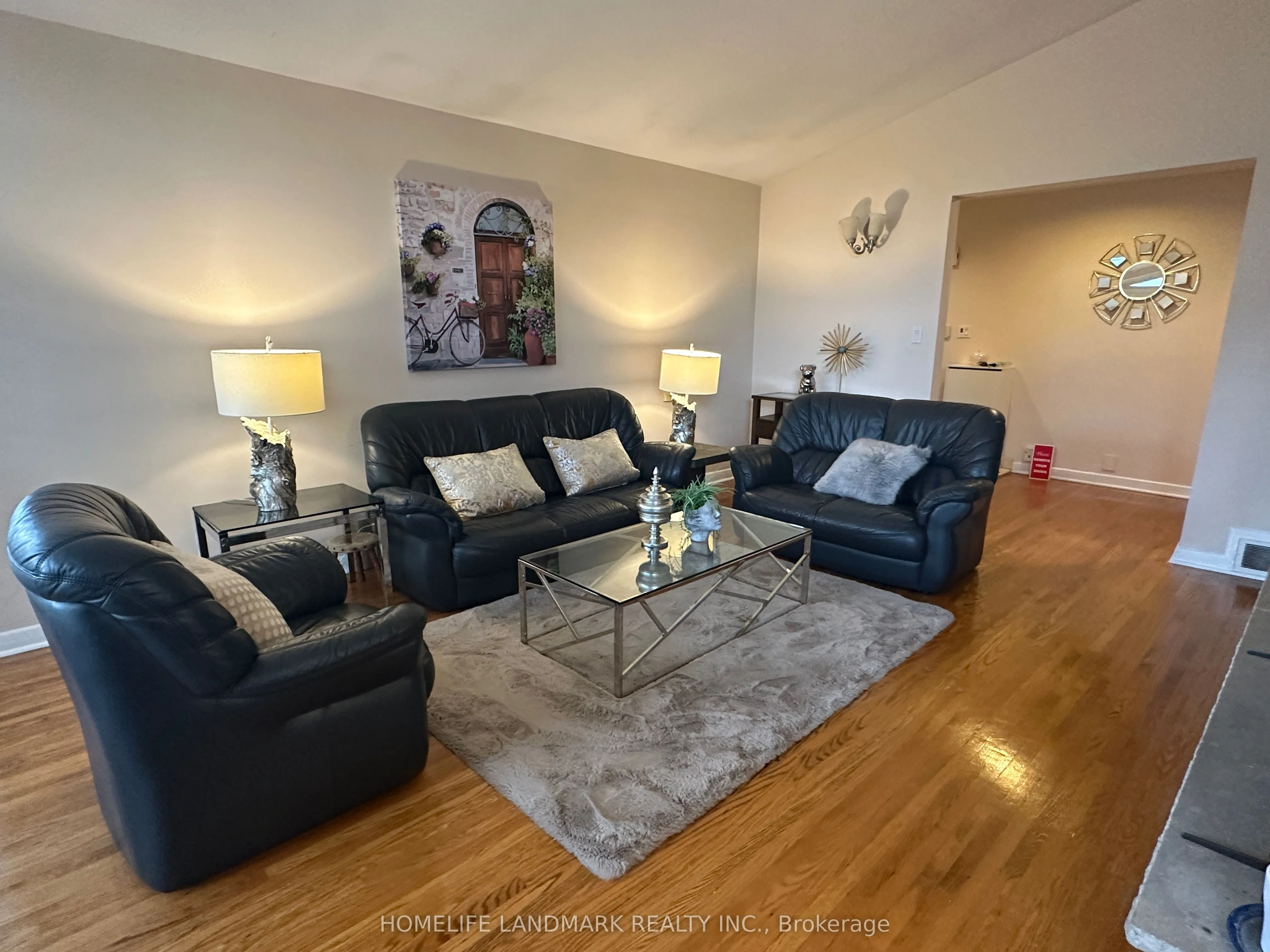 10 Blithfield Avenue