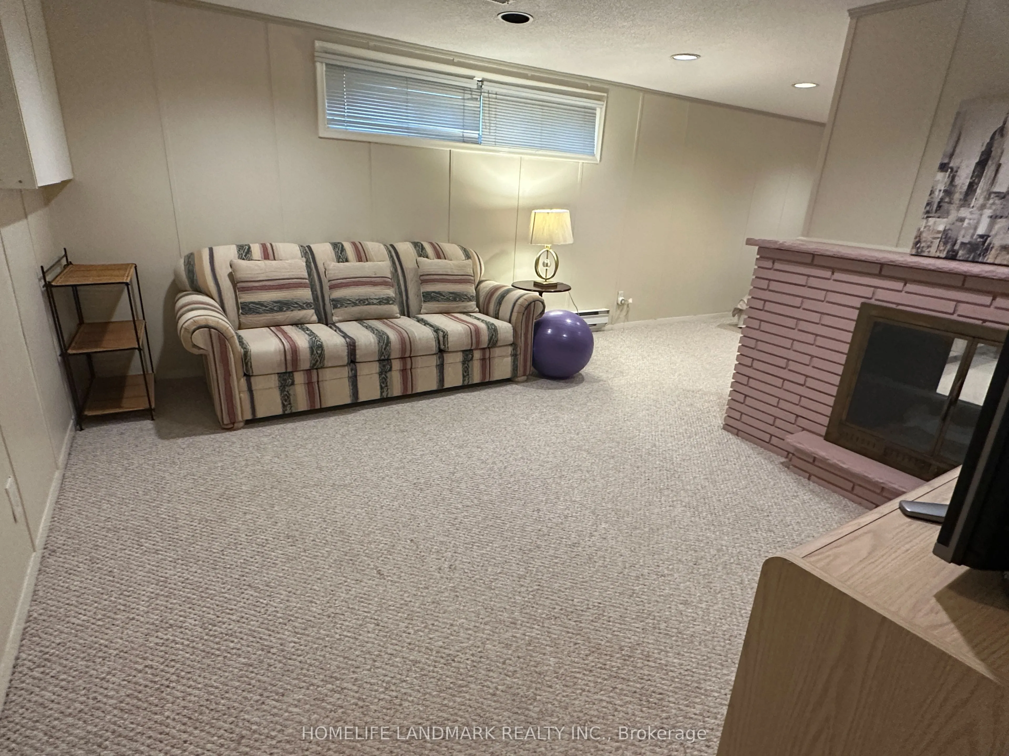 10 Blithfield Avenue