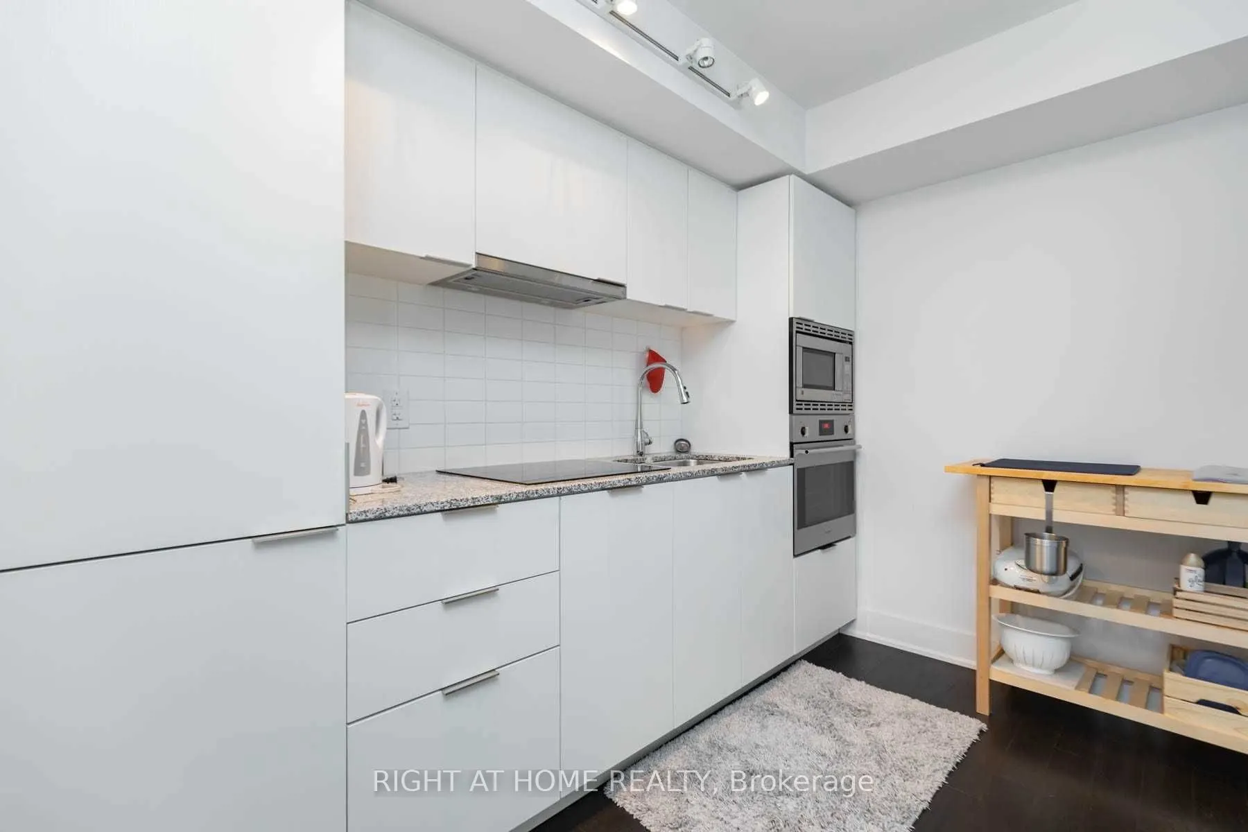 955 Bay Street, #1518