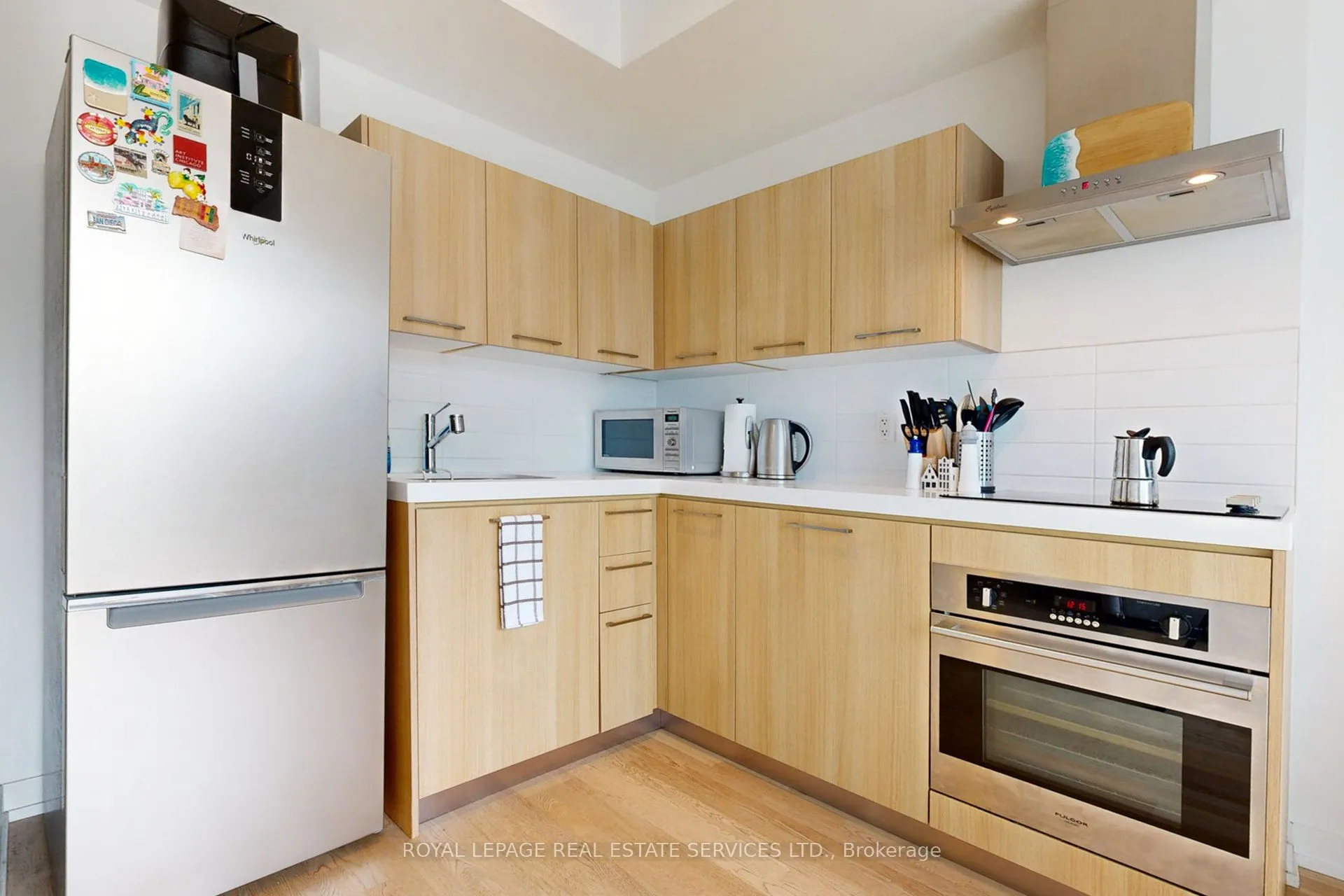 560 King Street W