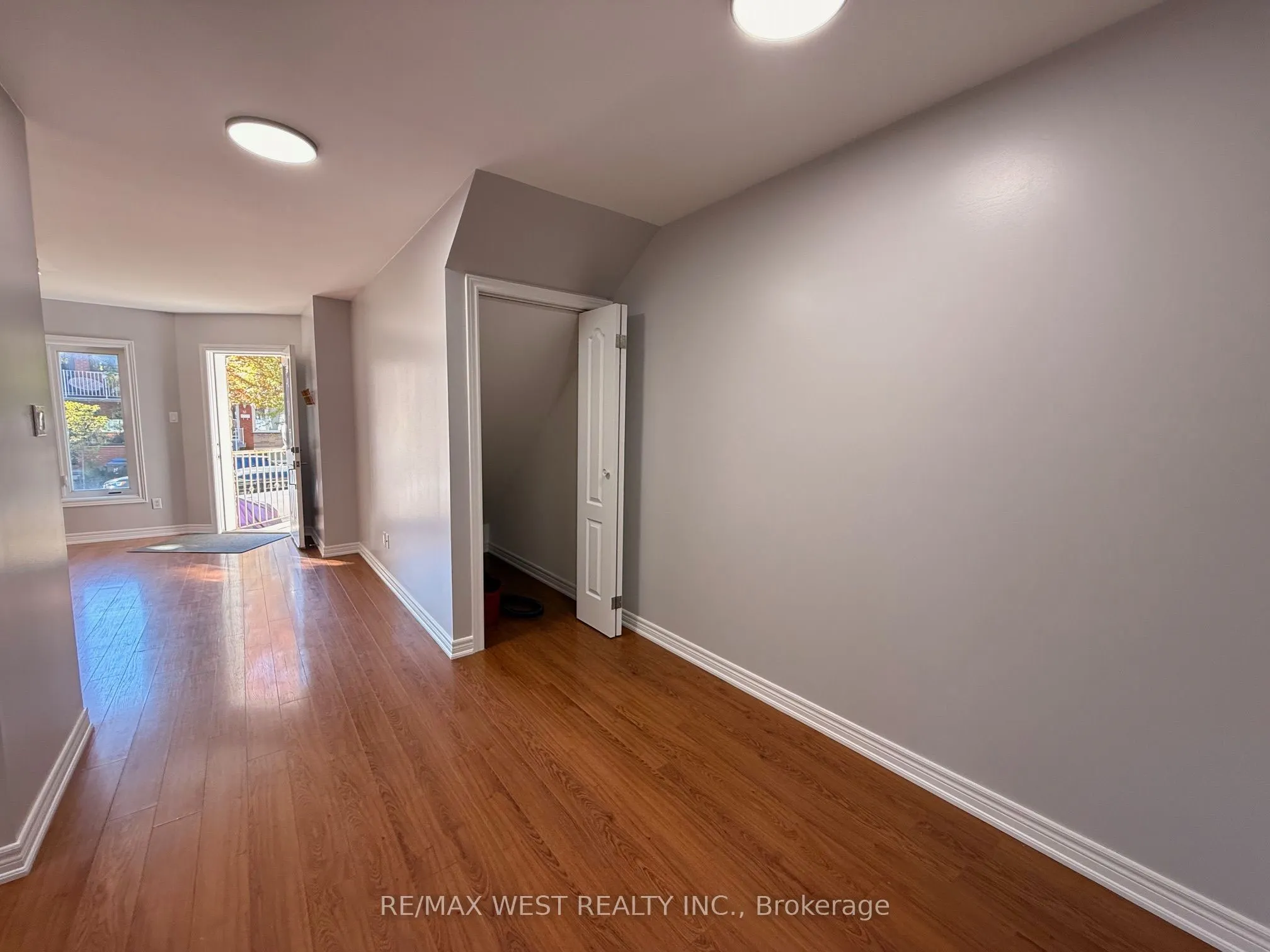 31 Brookfield Street, #A
