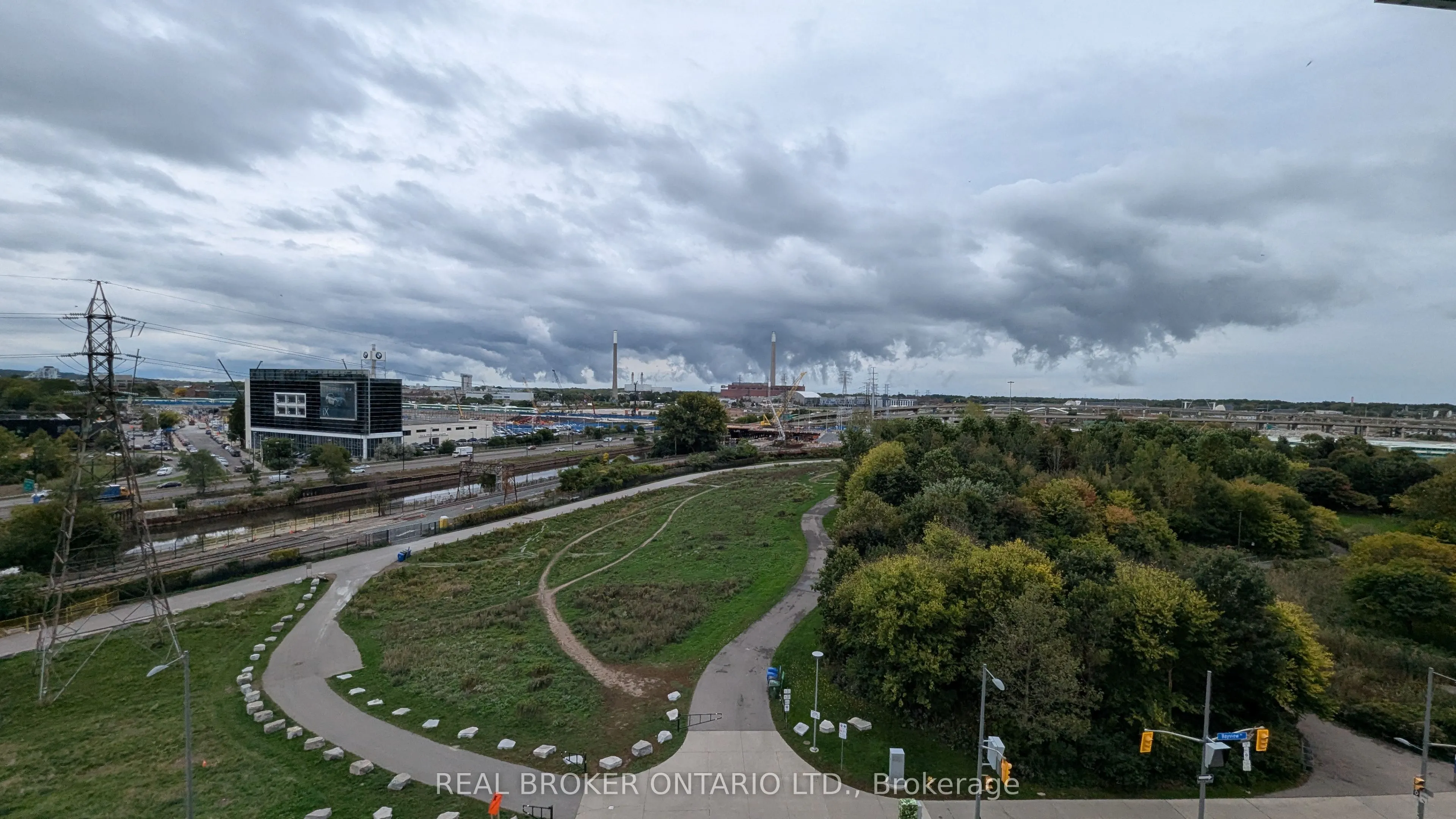 170 Bayview Avenue, #817