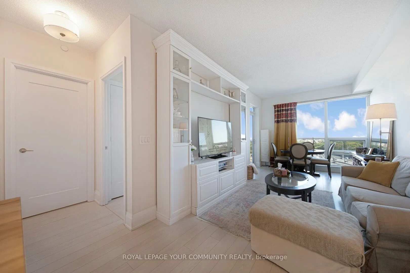120 Harrison Garden Boulevard, #1129