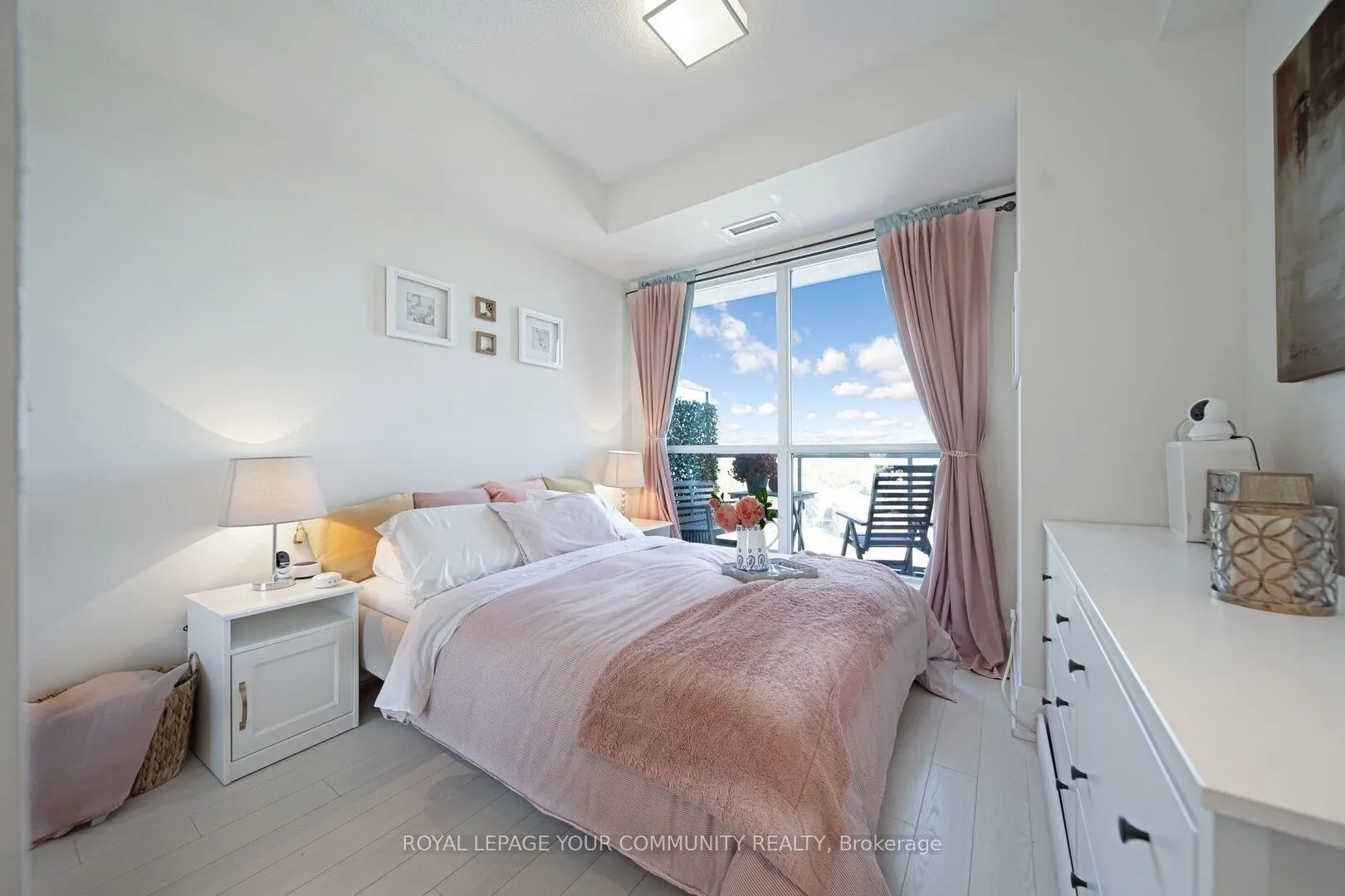 120 Harrison Garden Boulevard, #1129