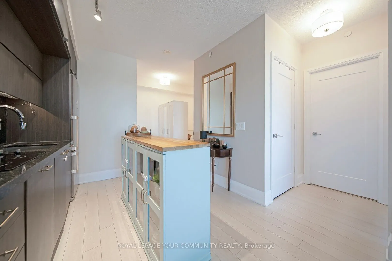 120 Harrison Garden Boulevard, #1129
