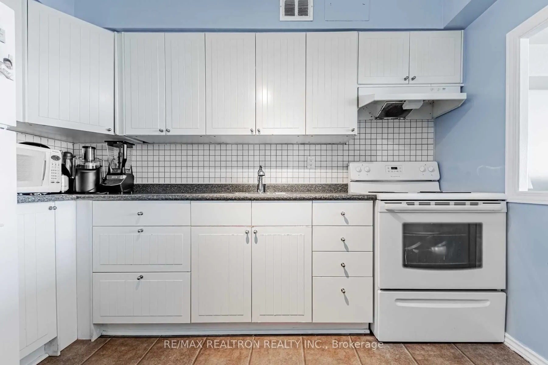 1360 York Mills Road, #905