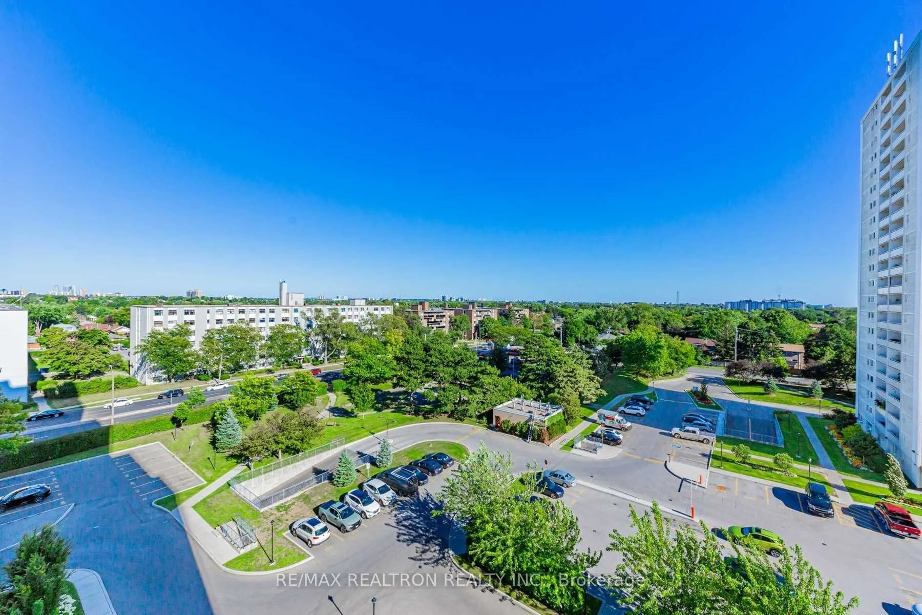 1360 York Mills Road, #905