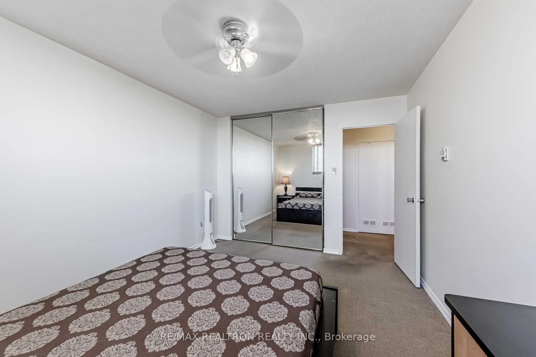 1360 York Mills Road, #905