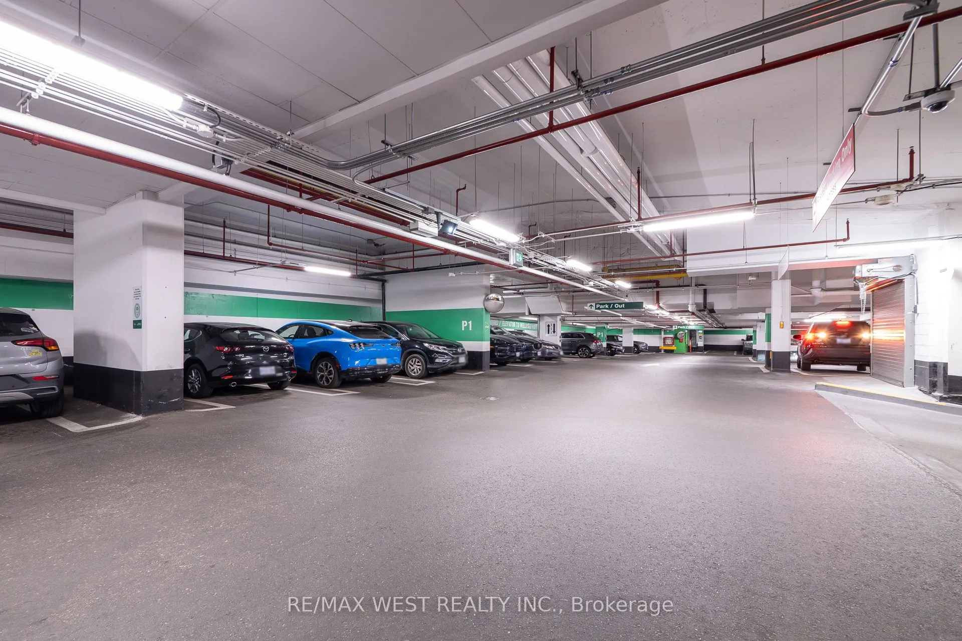 921 Bay St. Street
