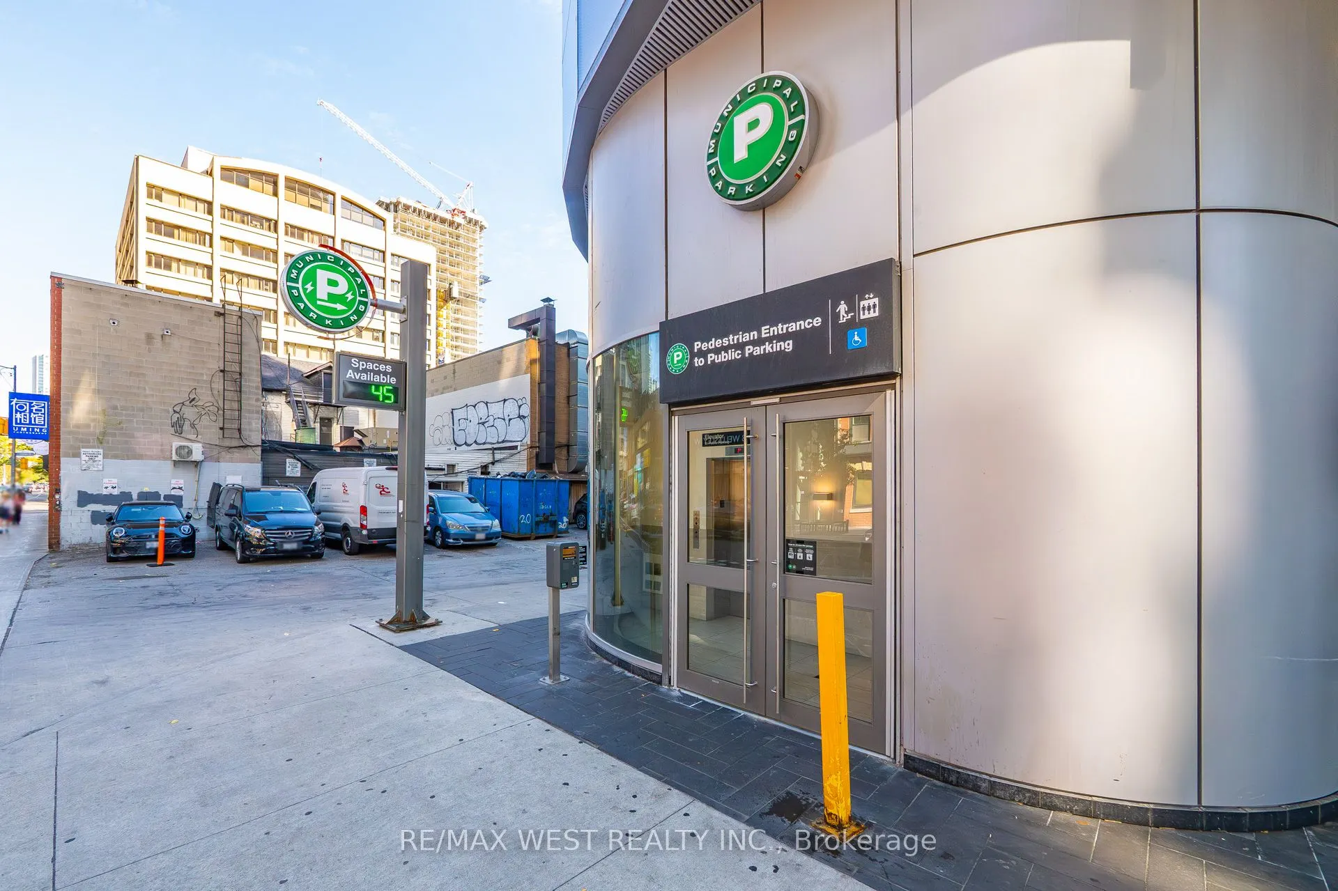 921 Bay St. Street