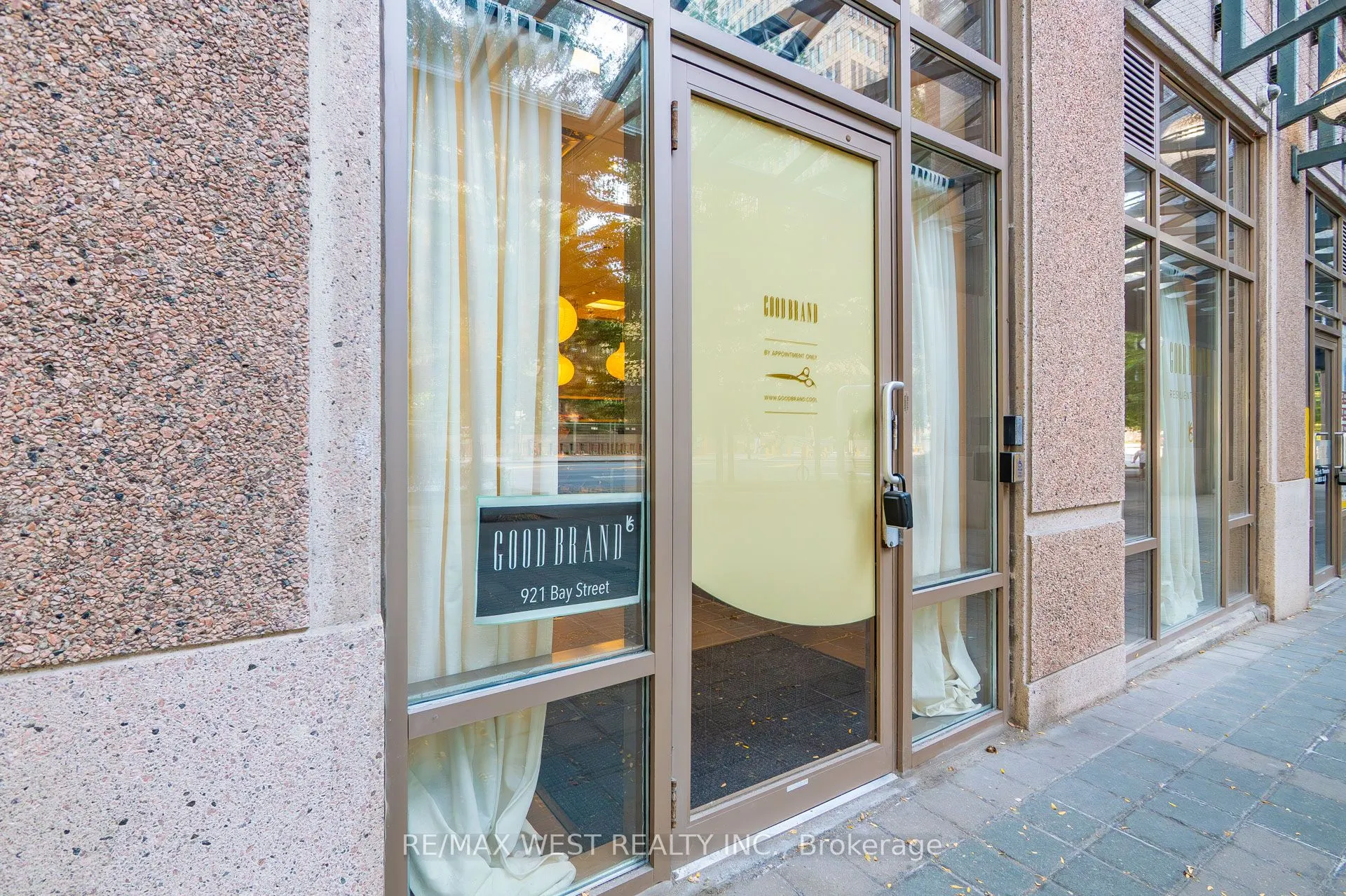 921 Bay St. Street