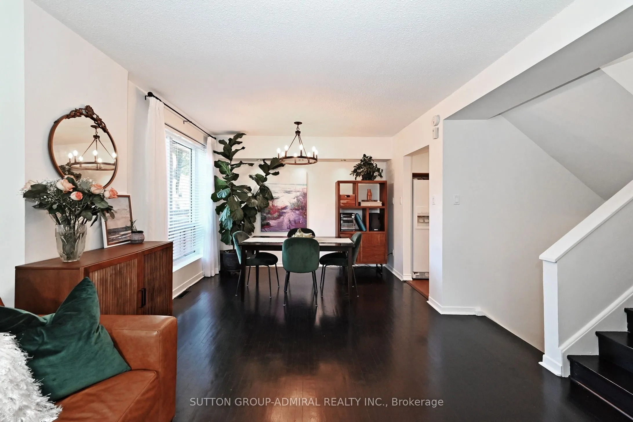 69 Upper Canada Drive, #1