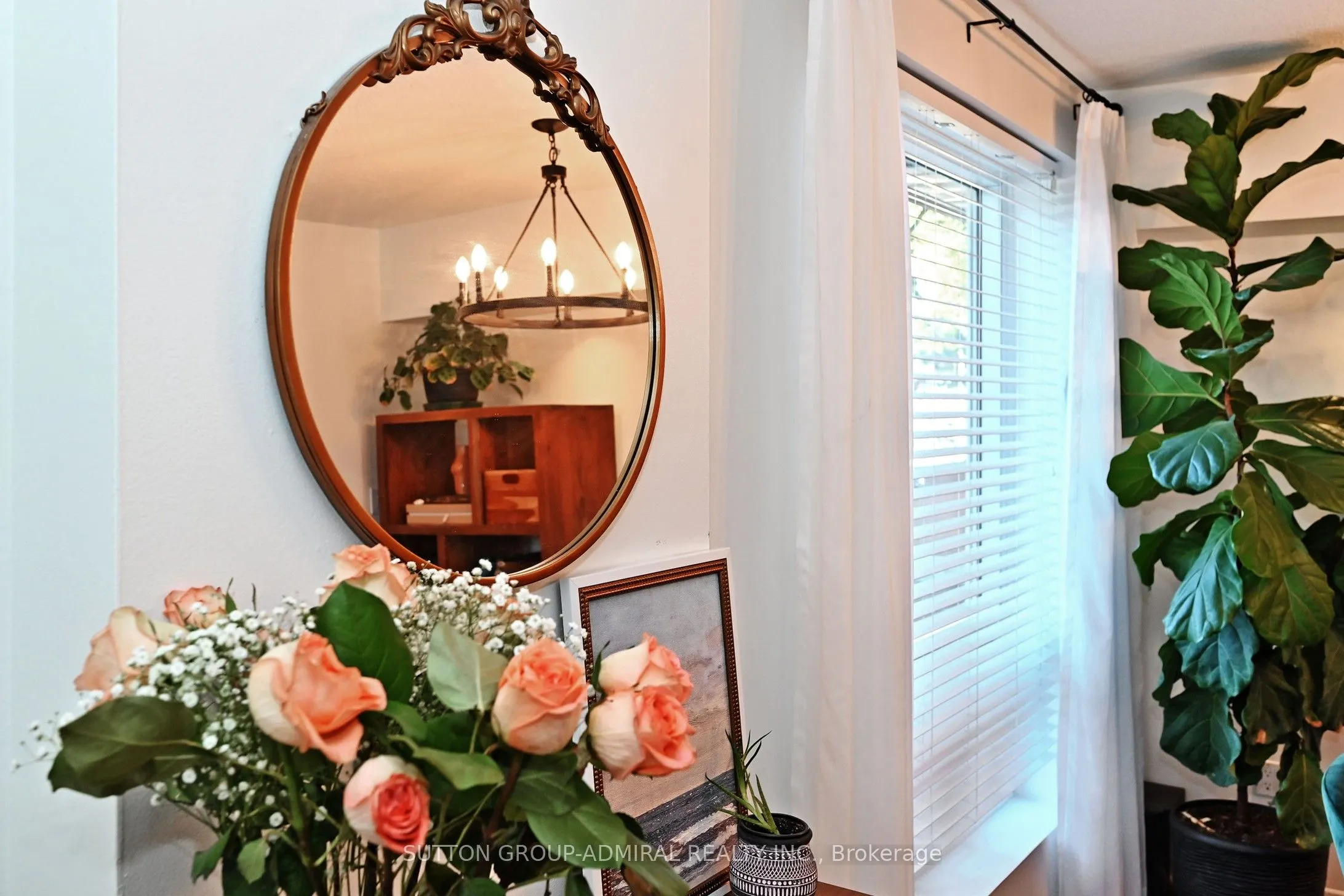 69 Upper Canada Drive, #1