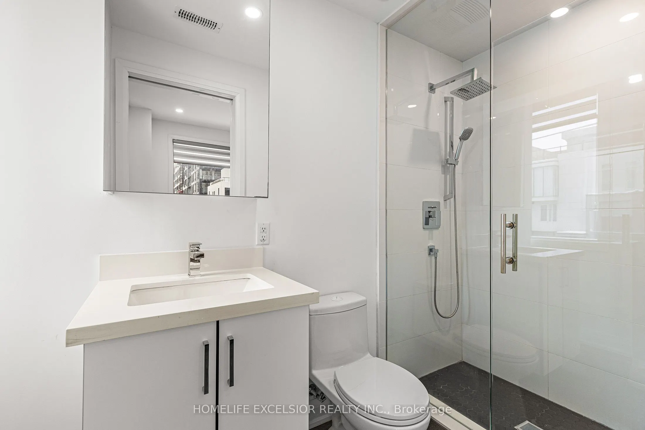 Unit 1 - 18 Greenbriar Road, #1