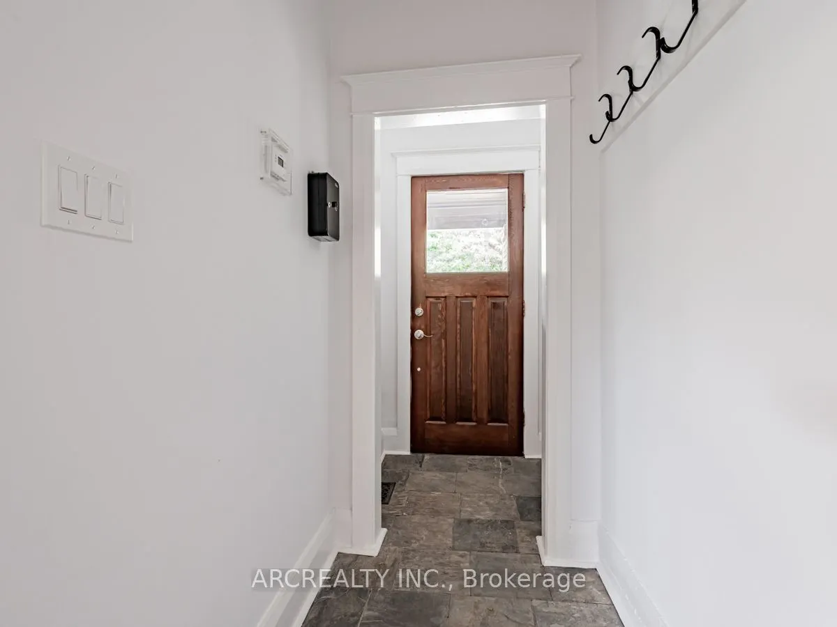 217 Ellsworth Avenue, #Upper