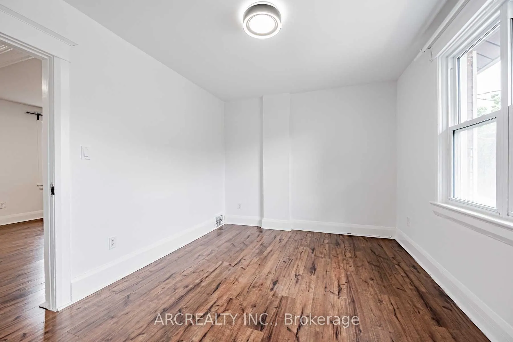217 Ellsworth Avenue, #Upper