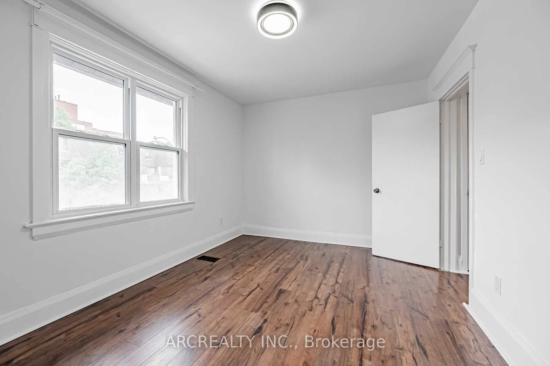 217 Ellsworth Avenue, #Upper