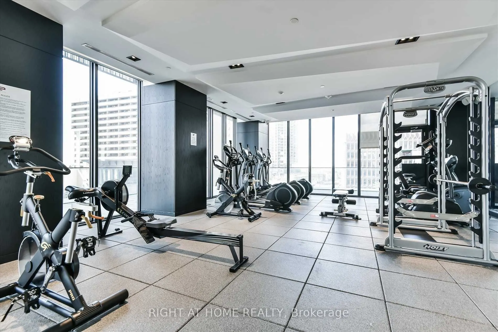 8 Eglinton Avenue E, #5001