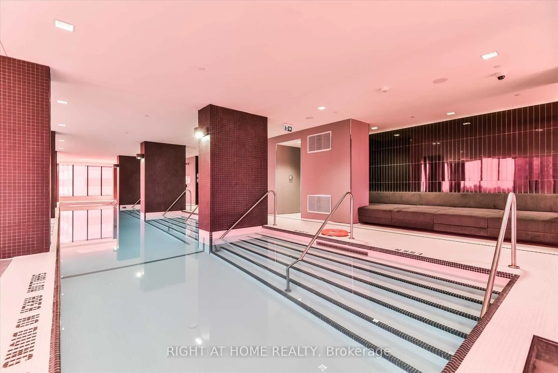 8 Eglinton Avenue E, #5001