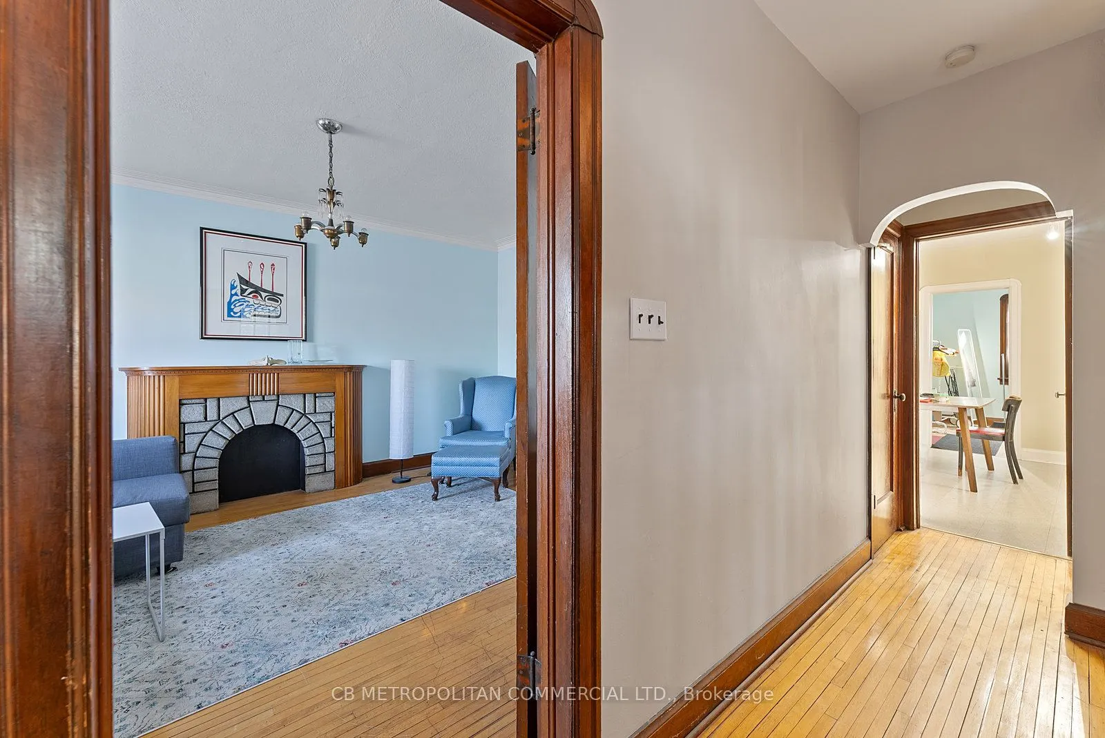 17 Augusta Avenue