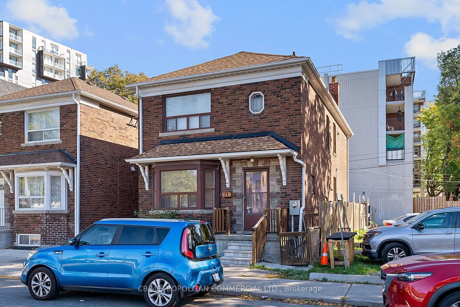 17 Augusta Avenue