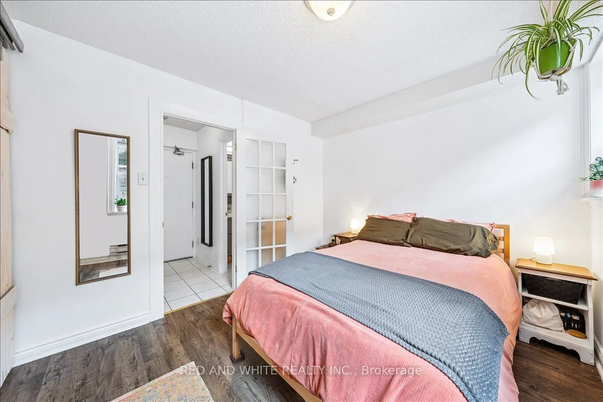 114 Vaughan Road, #103