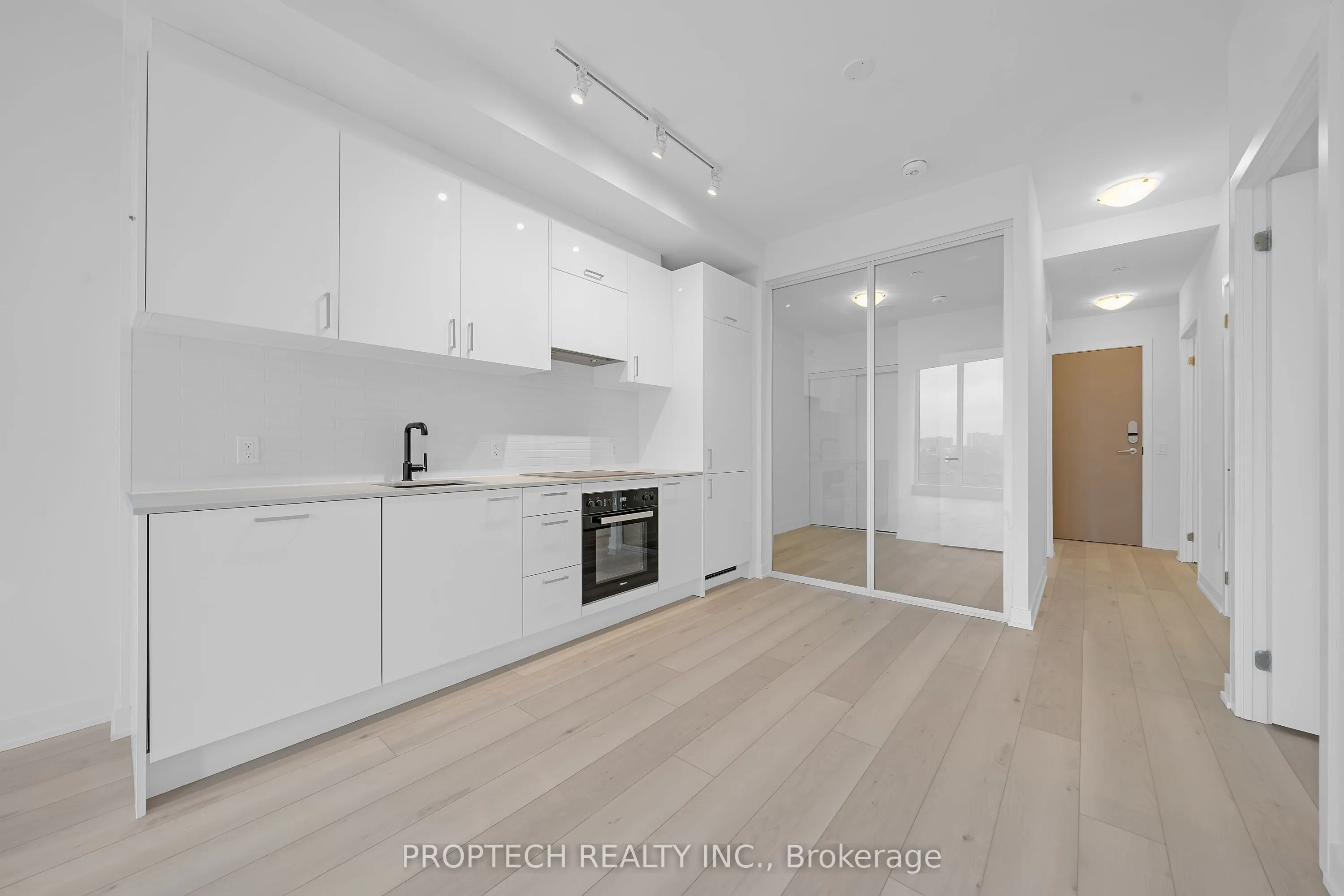 1 Kyle Lowry Road, #603