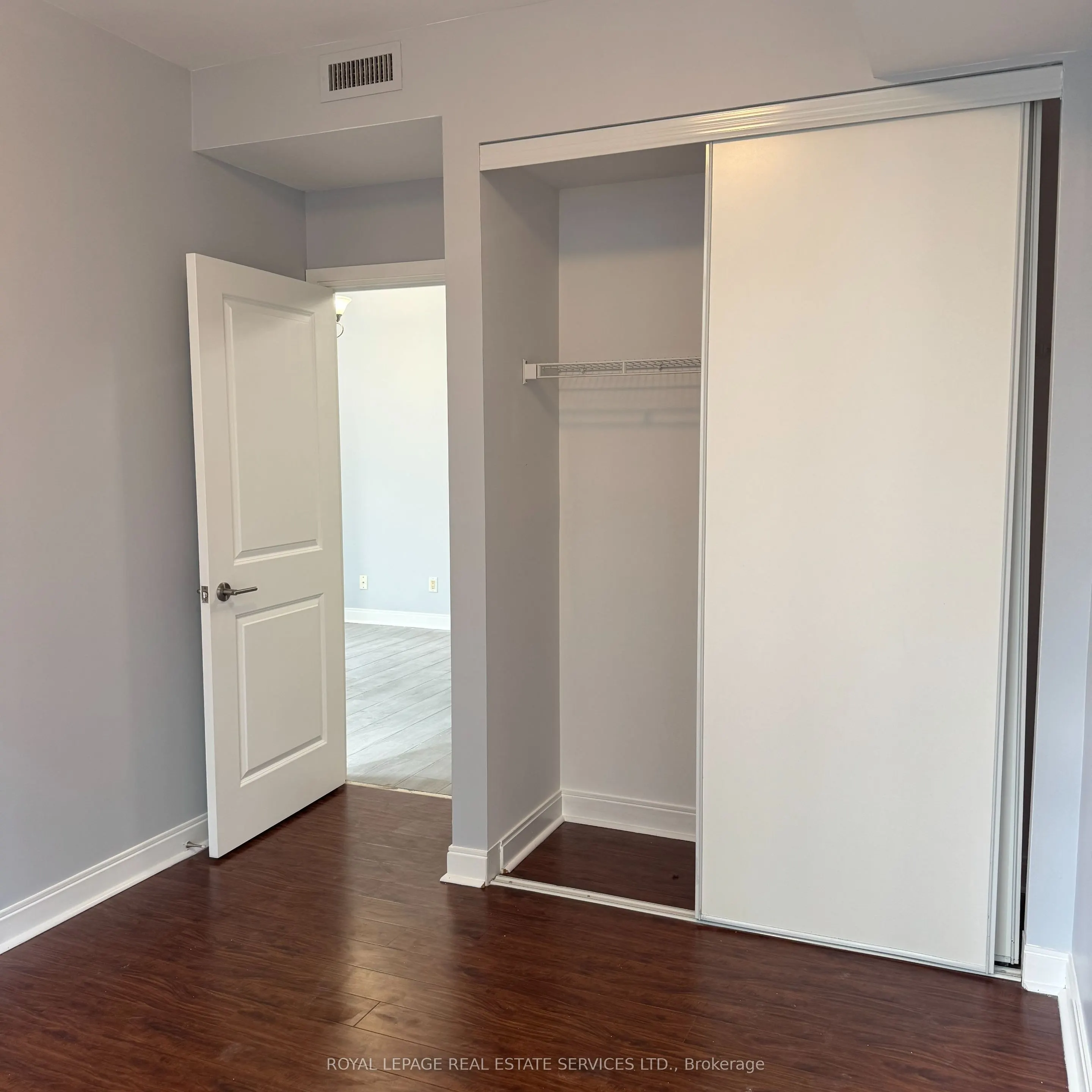 18 Yorkville Avenue, #405