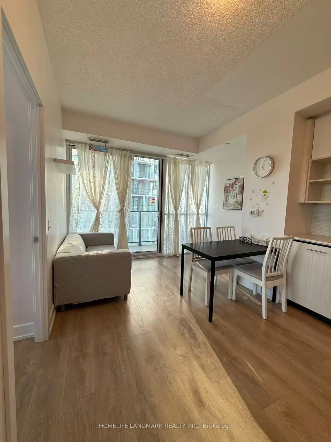 128 Fairview Mall Drive, #1108