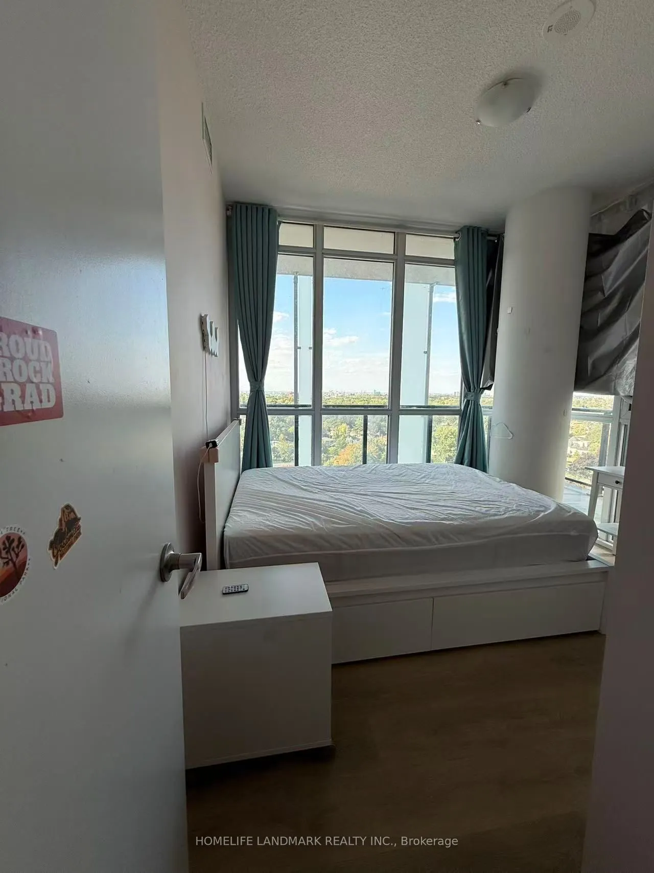128 Fairview Mall Drive, #1108