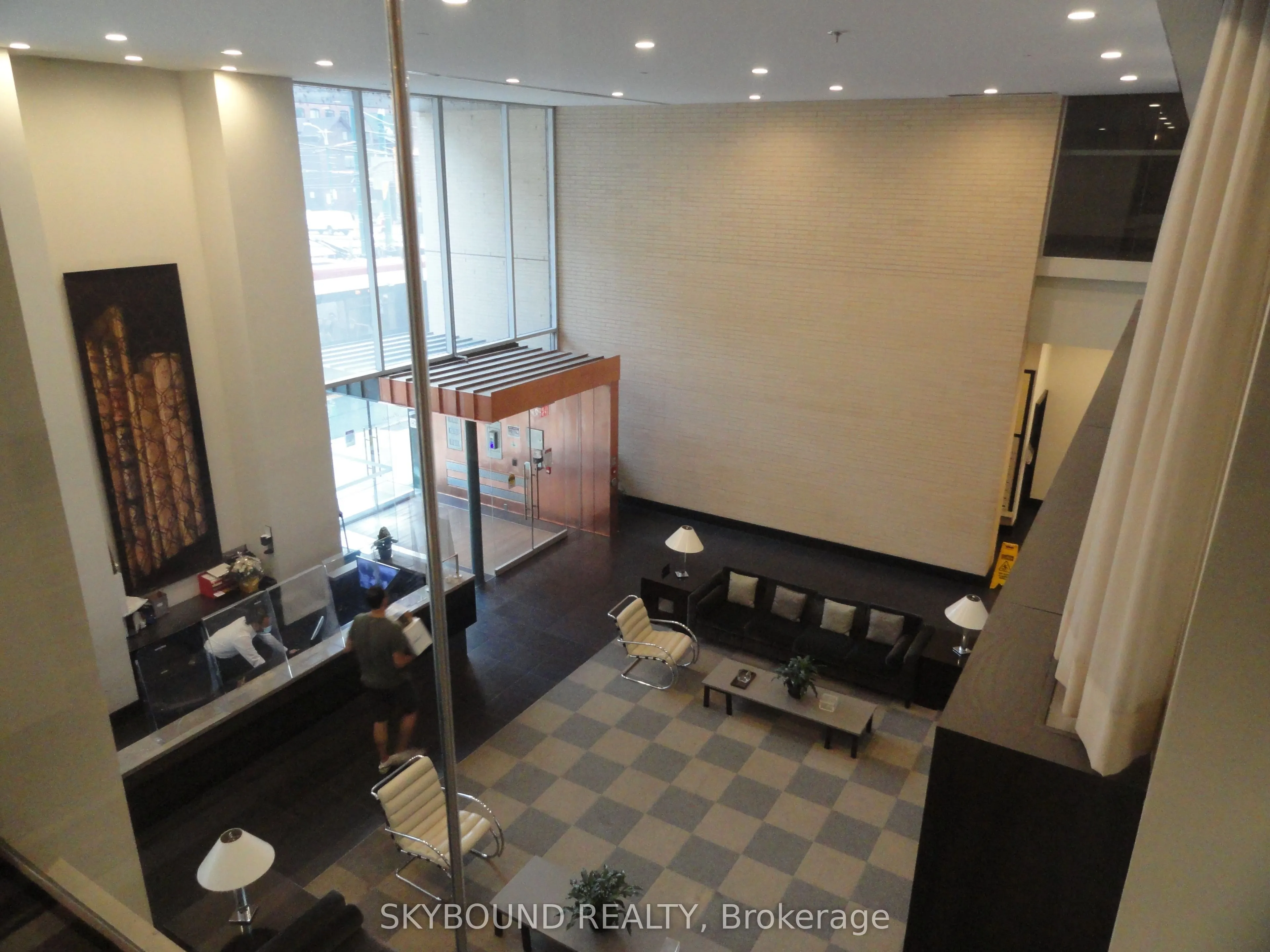 438 King Street W, ##507