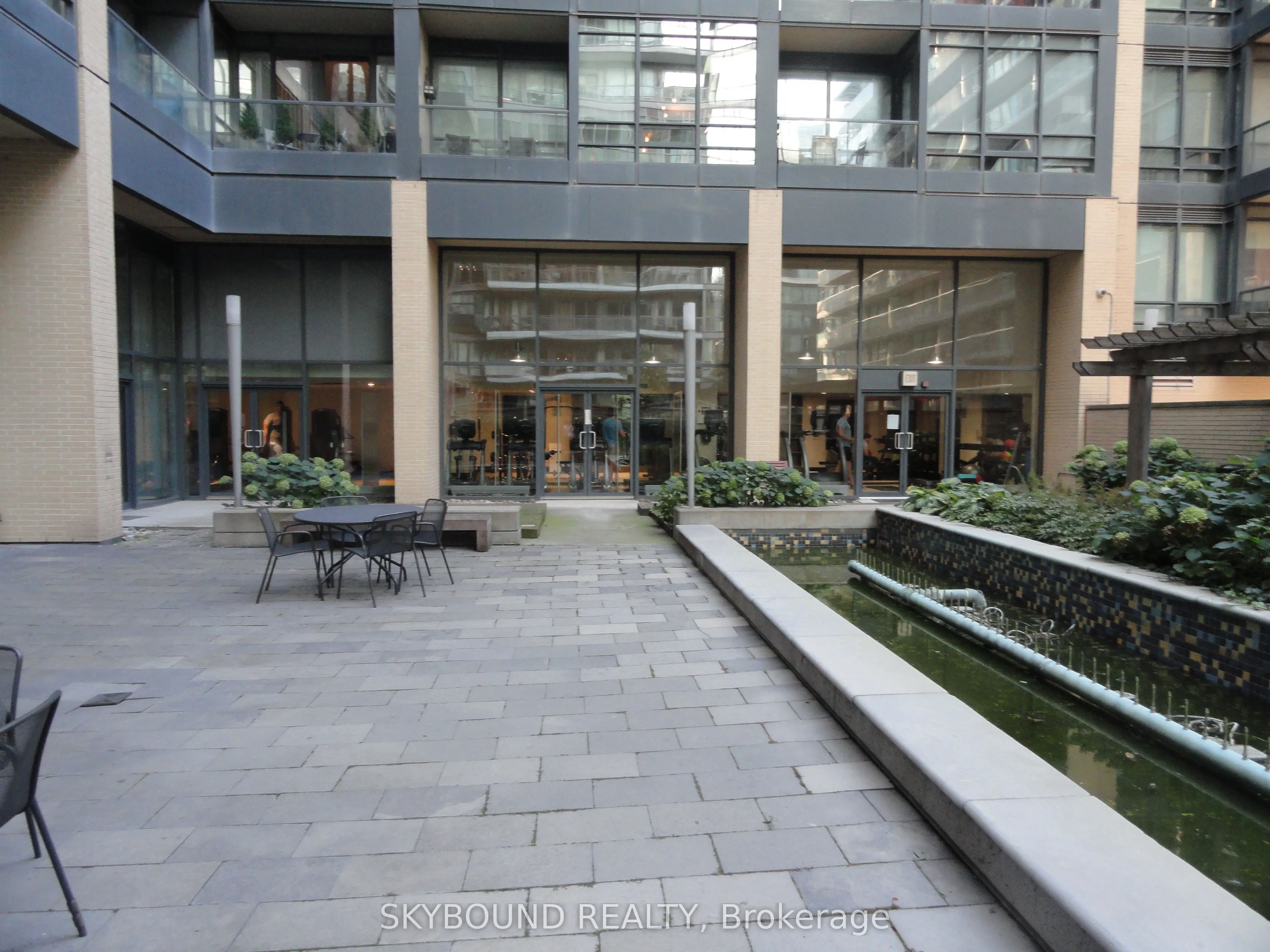 438 King Street W, ##507