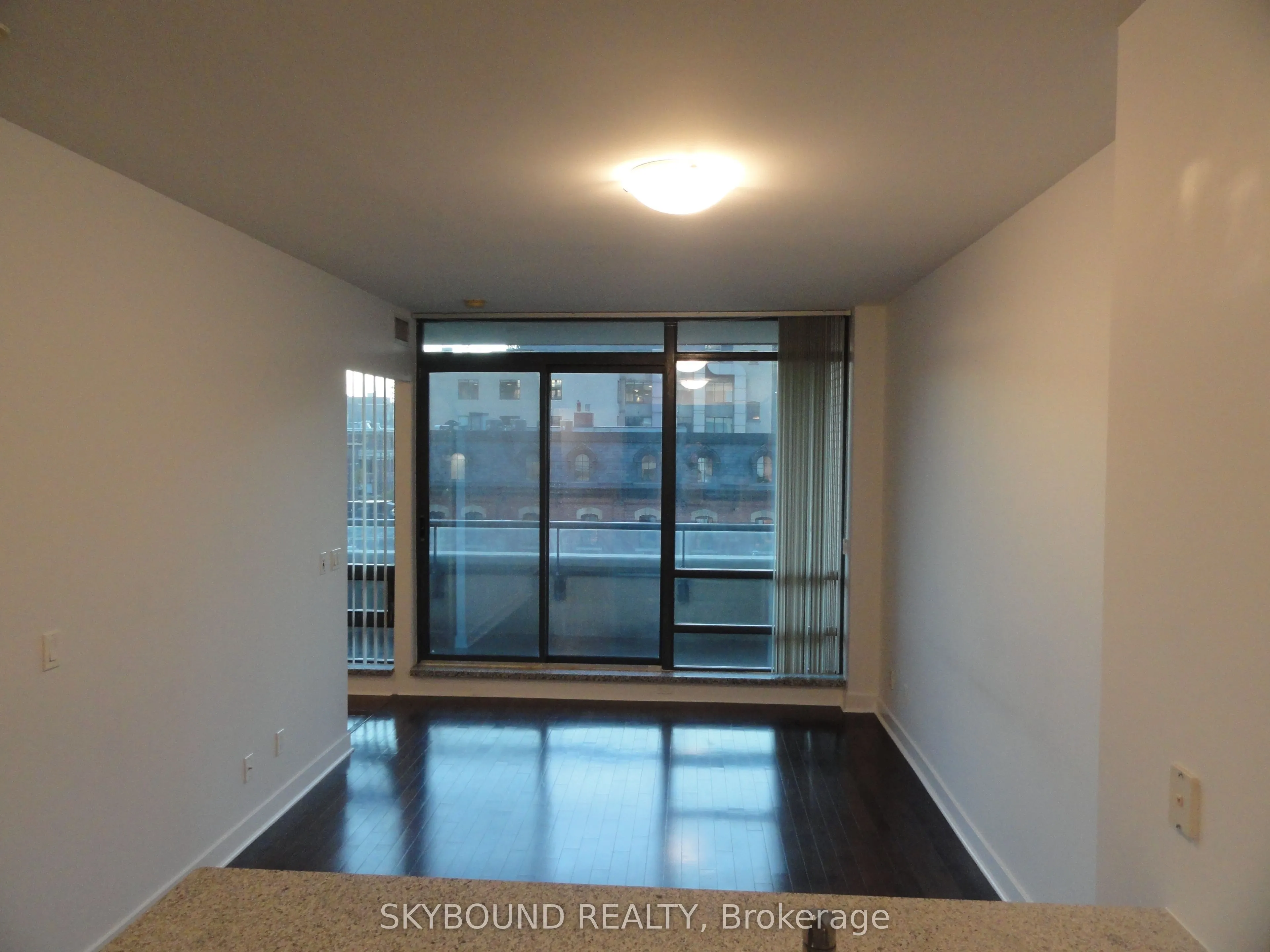 438 King Street W, ##507