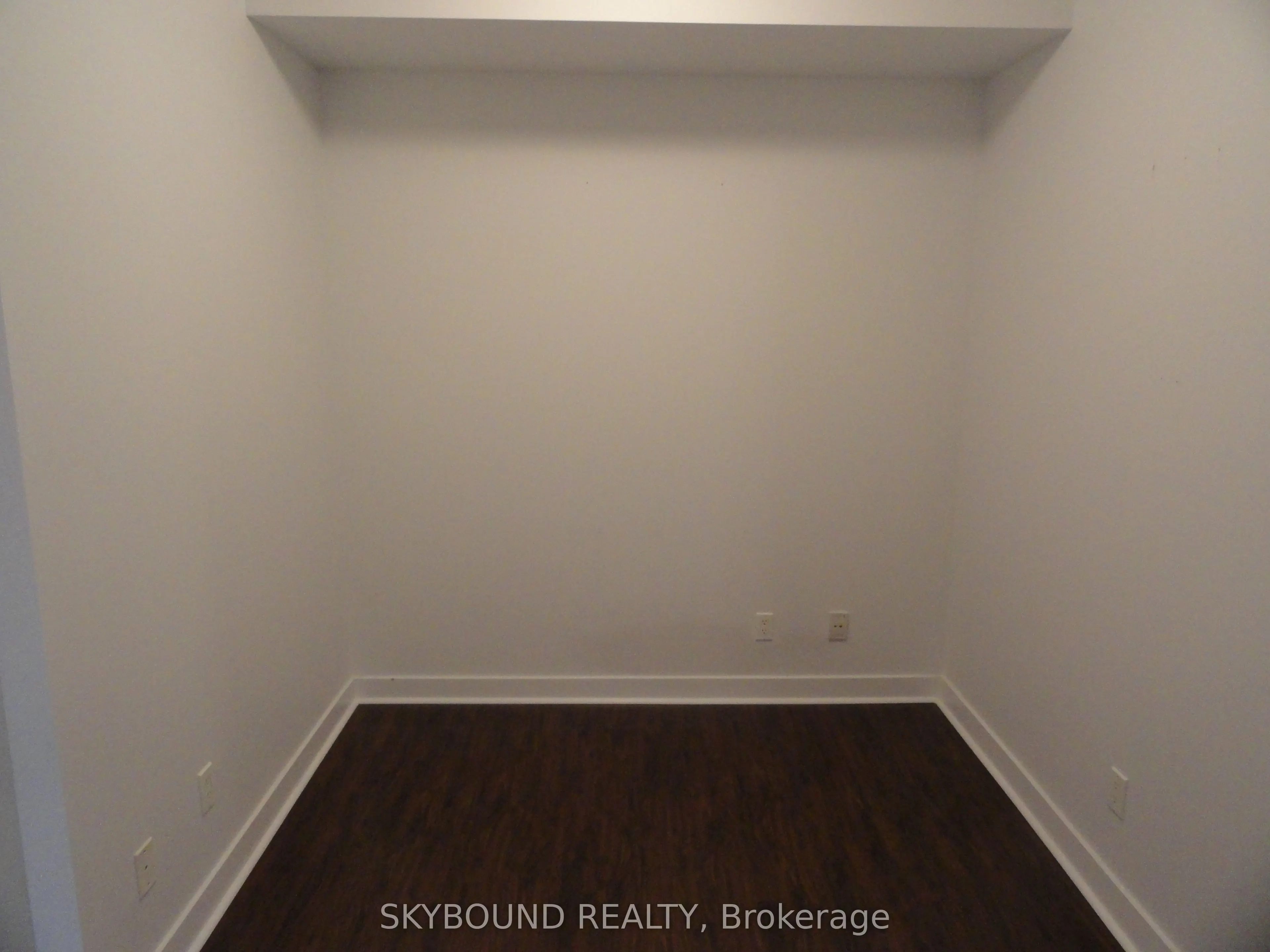 438 King Street W, ##507